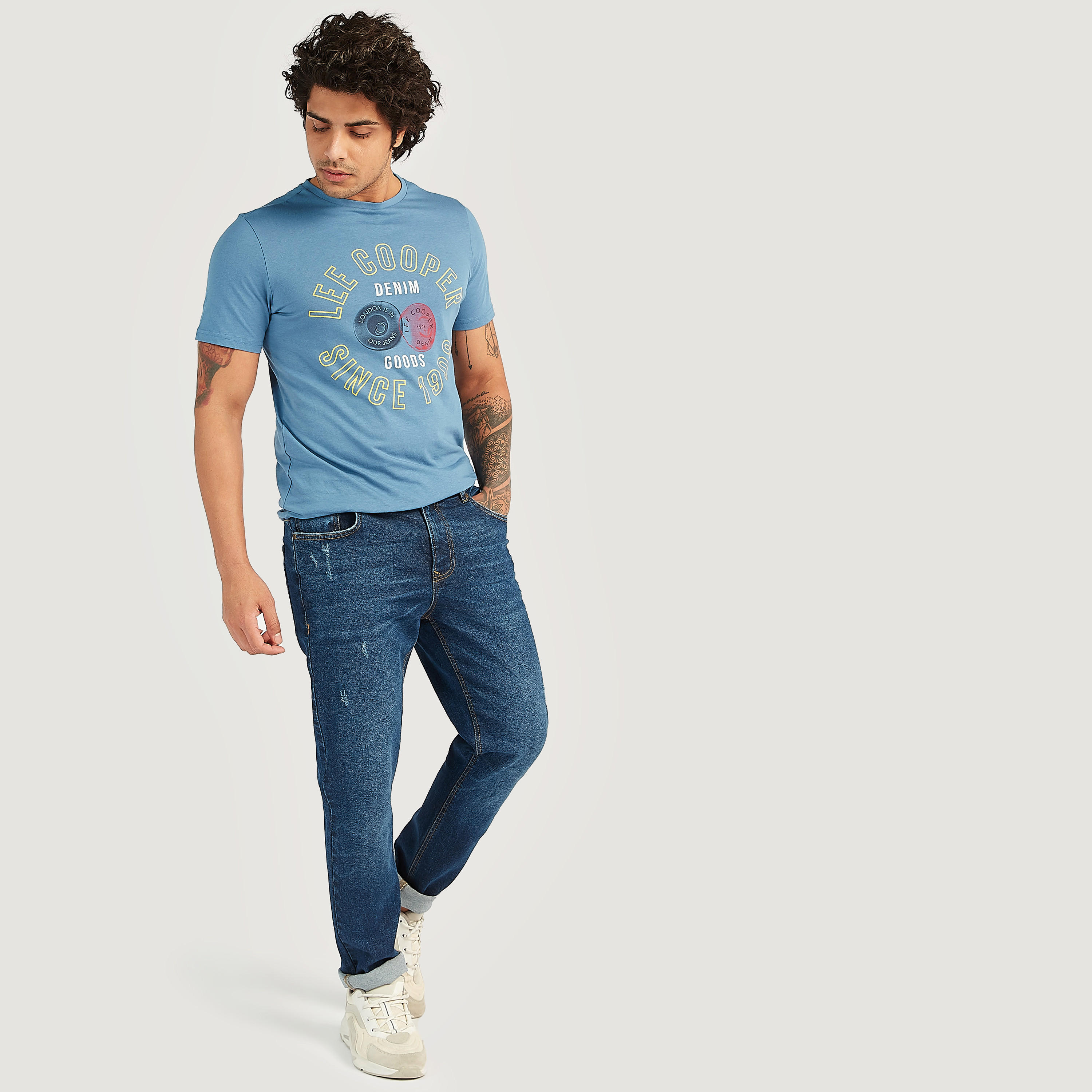 تيشيرت بأكمام قصيرة وطبعات من لي كوبر-men-clothing-tshirtsandpolos-tshirts-image-2