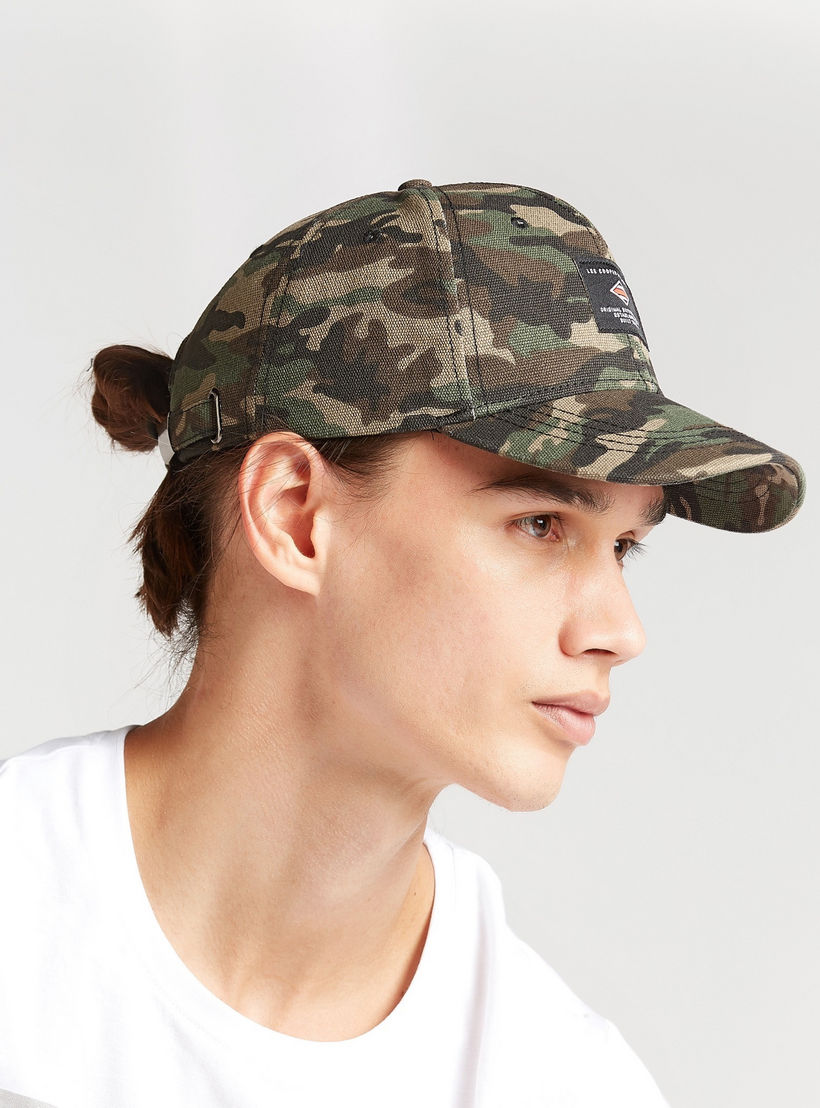 قبعة كاب بطبعات مموهة وإبزيم إغلاق من لي كوبر-men-caps-image-2