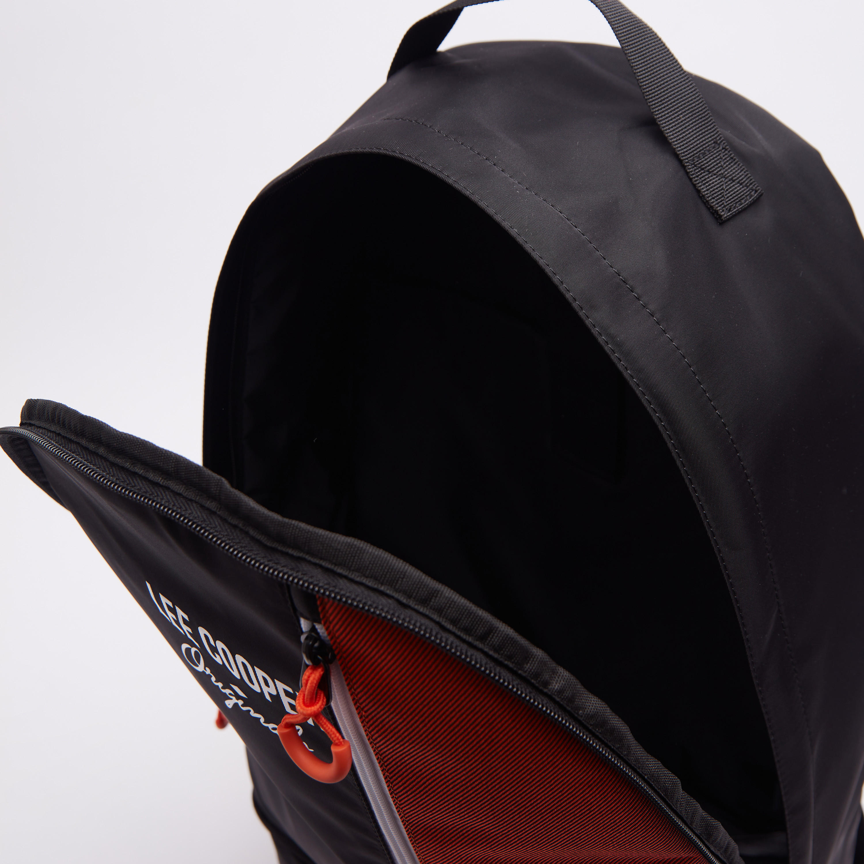 شنطة ظهر بارزة الملمس بغطاء قارورة قابلة للفصل من لي كوبر-men-bags-image-1
