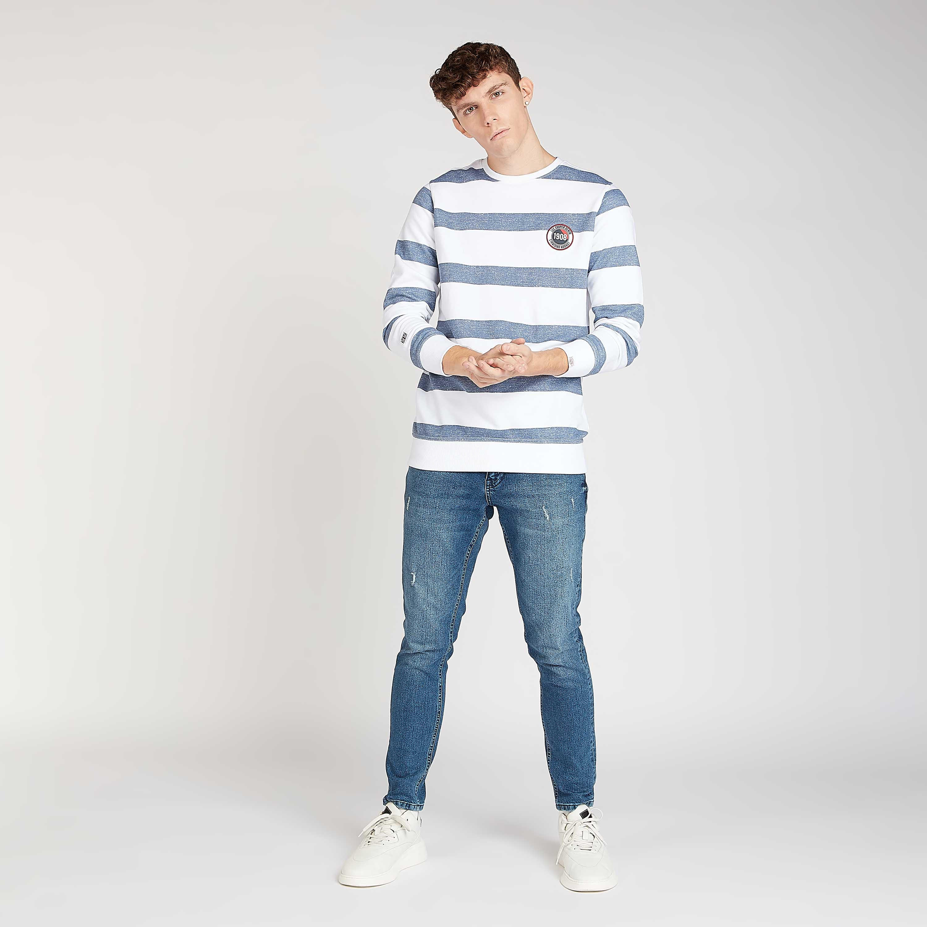 سويت شيرت مستدام مخطط بياقة ضيّقة من لي كوبر-men-winterwear-hoodiesandsweatshirts-image-2