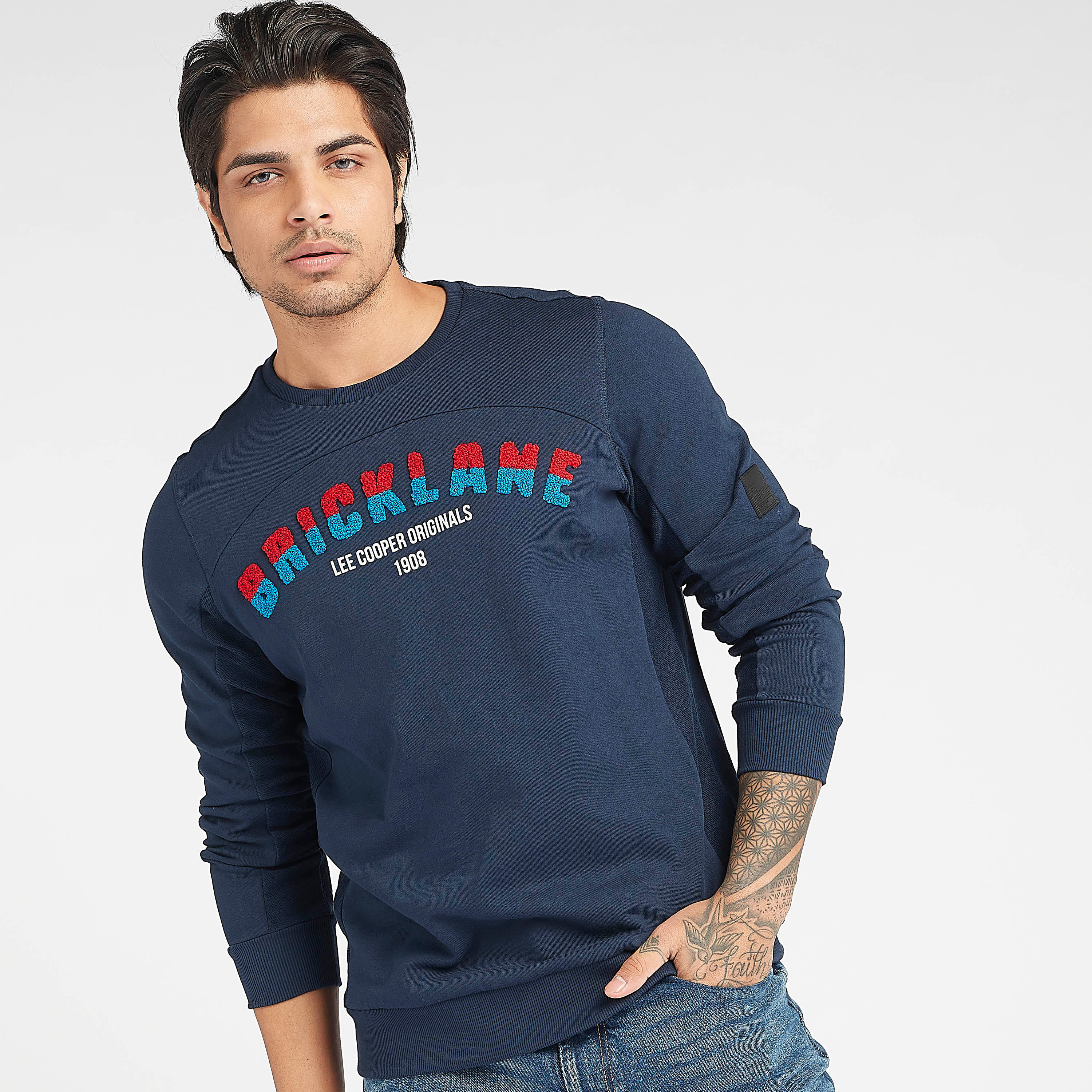 Lee Cooper Embroidered Crew Neck Sweatshirt with Long Sleeves-men-winterwear-hoodiesandsweatshirts-image-3