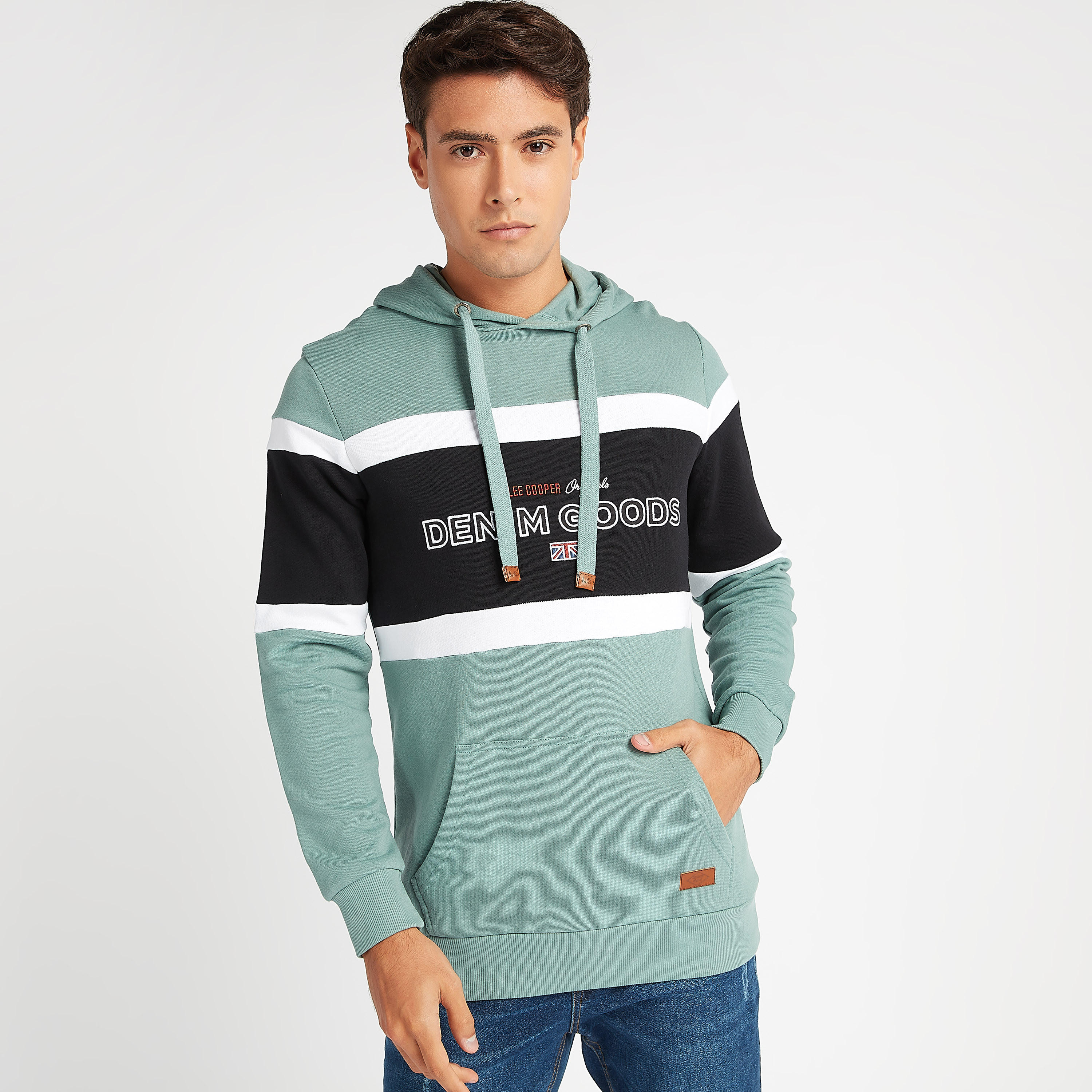هودي مستدام بطبعات وأكمام طويلة وجيوب من لي كوبر-men-winterwear-hoodiesandsweatshirts-image-1