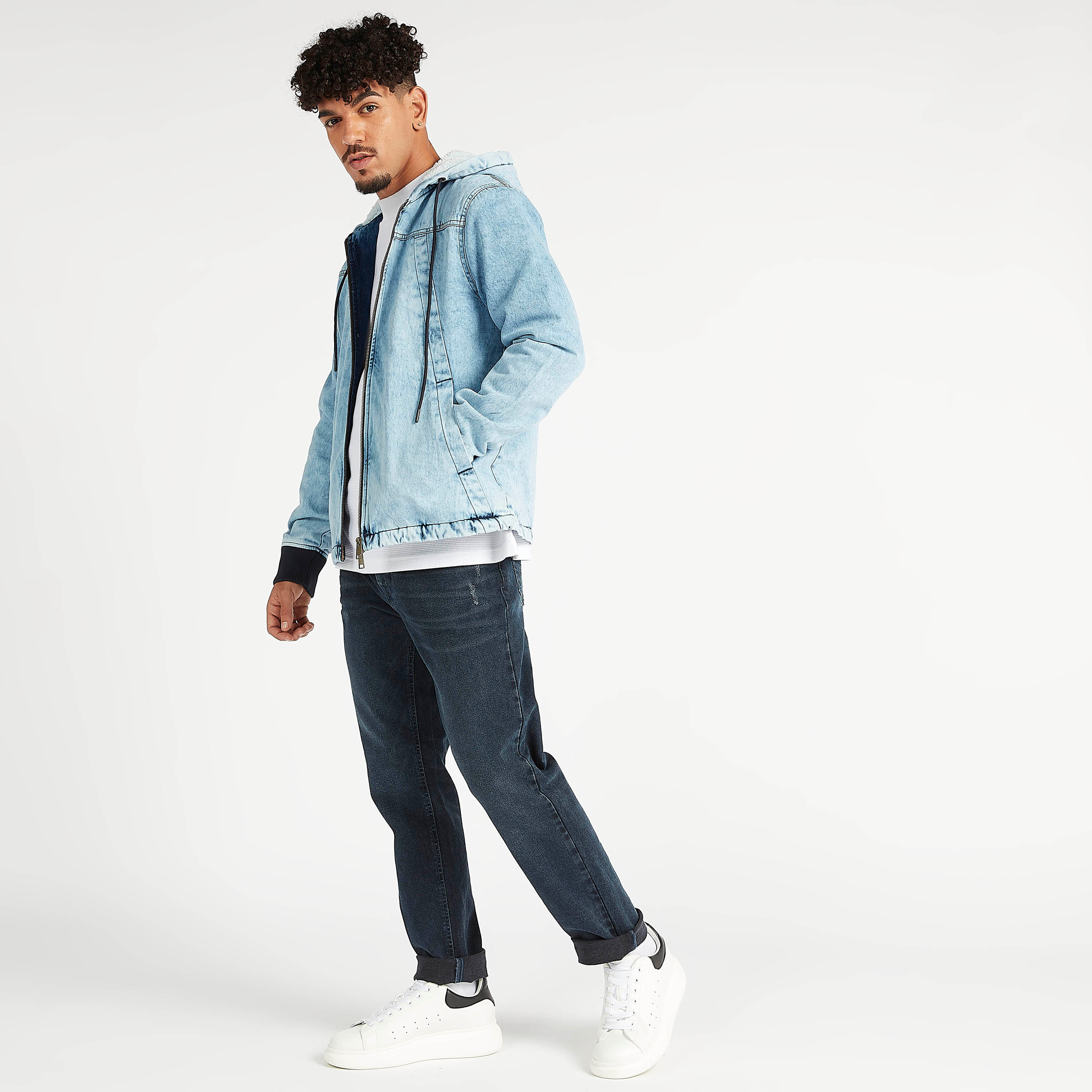 جاكيت مستدام دينم بقبّعة وأكمام طويلة من لي كوبر-men-clothing-jacketsandblazers-jackets-image-2