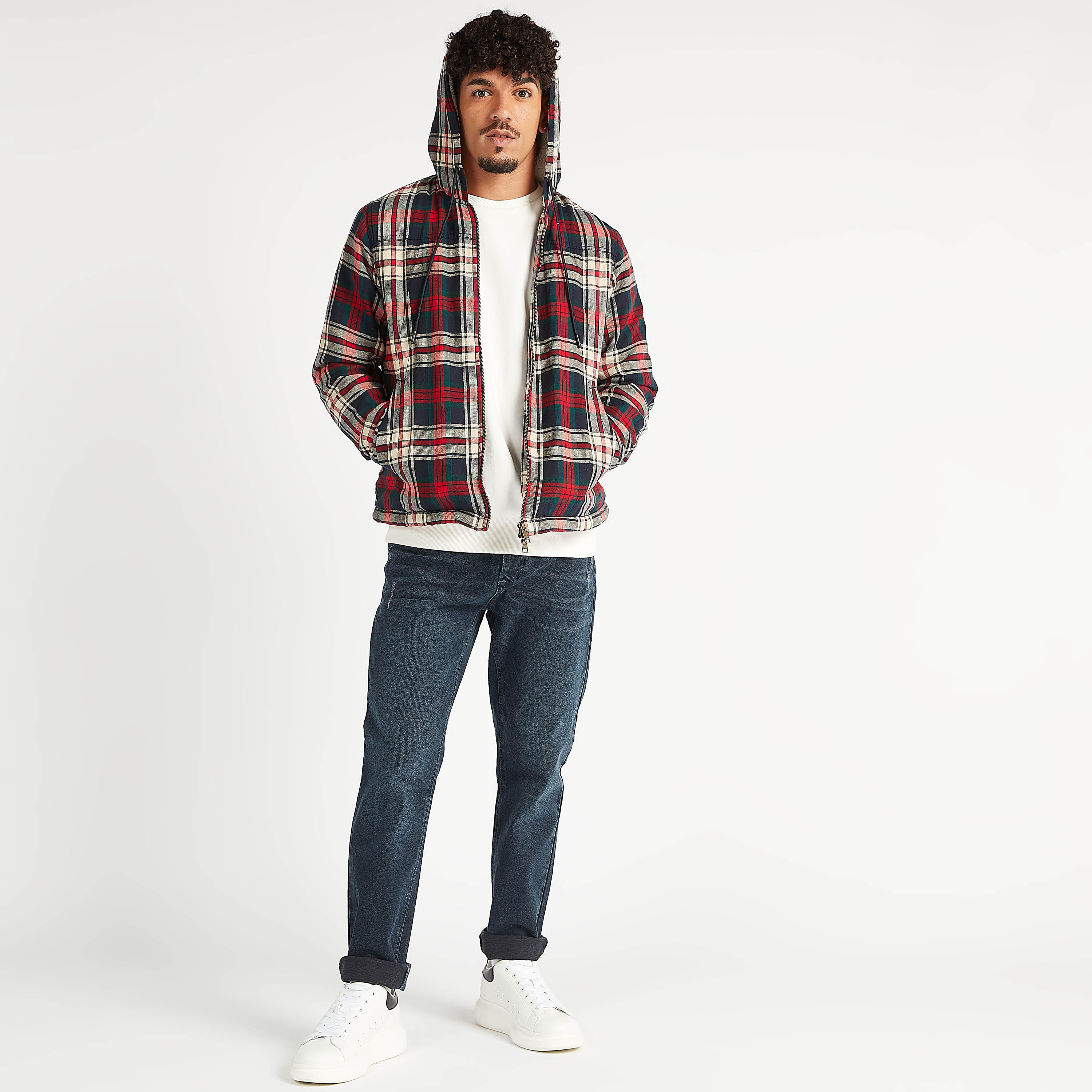 جاكيت مستدام كاروهات بقبّعة وسحّاب إغلاق من لي كوبر-men-clothing-jacketsandblazers-jackets-image-4