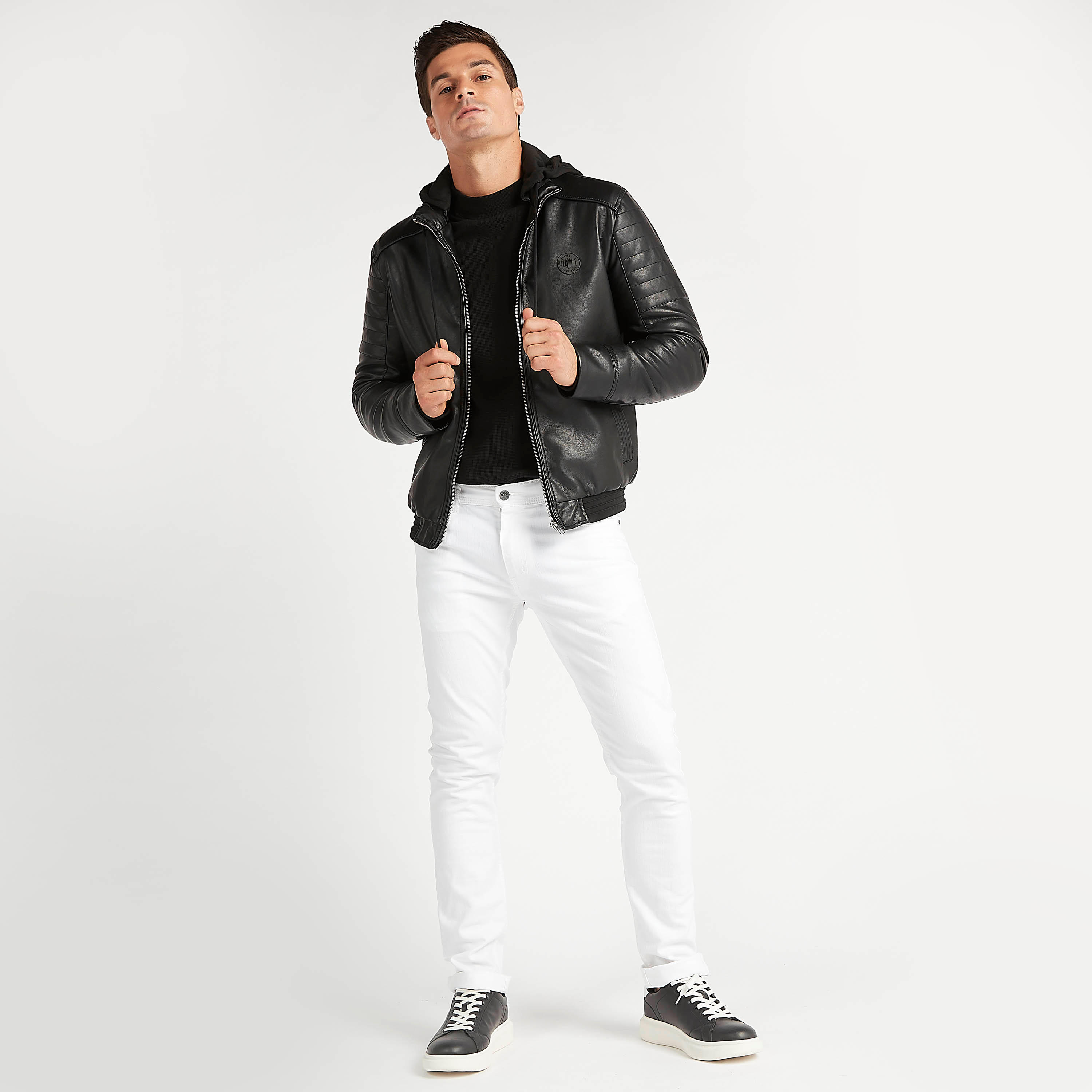 جاكيت بايكر بسحّاب وقبّعة وجيوب من لي كوبر-men-clothing-jacketsandblazers-jackets-image-2