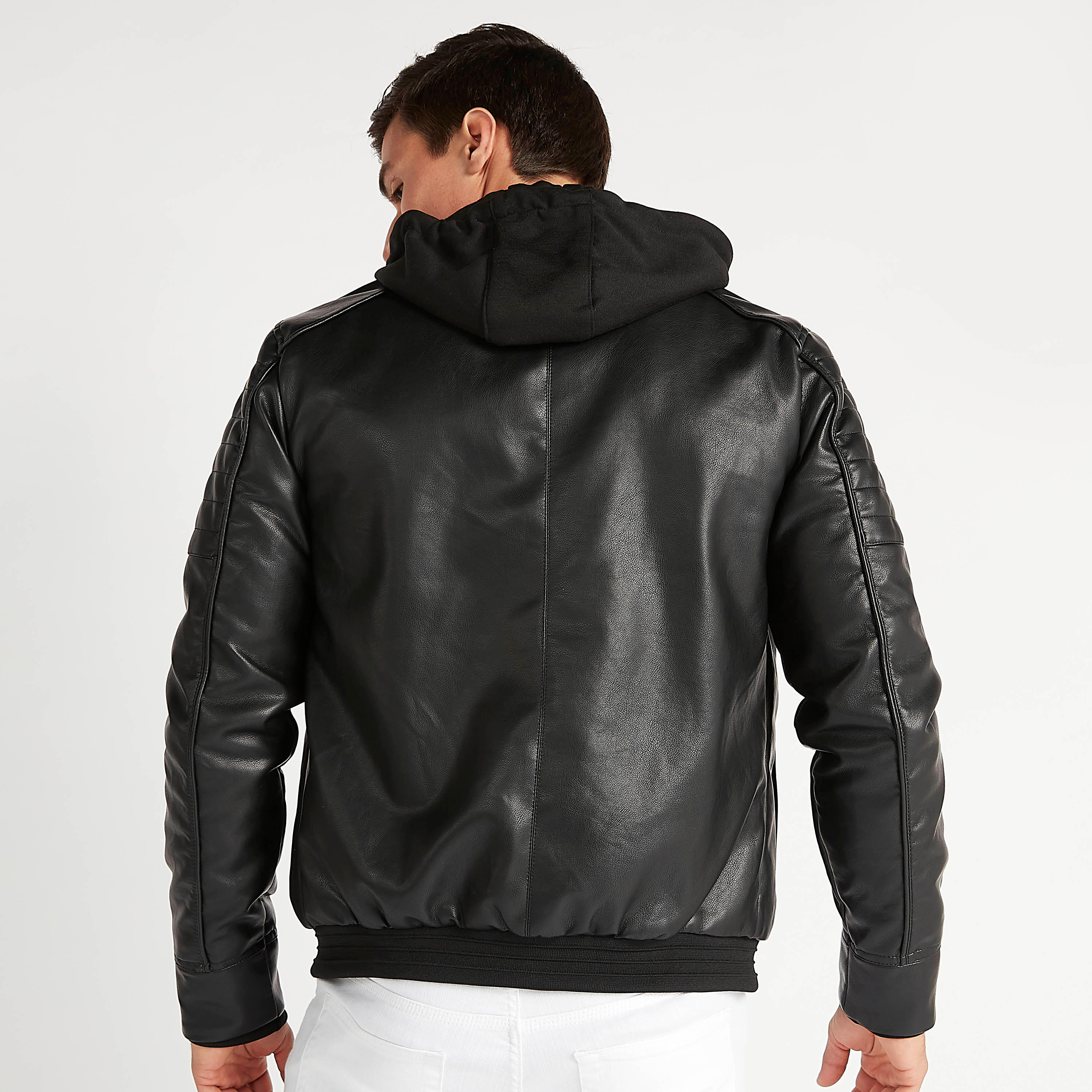 جاكيت بايكر بسحّاب وقبّعة وجيوب من لي كوبر-men-clothing-jacketsandblazers-jackets-image-4