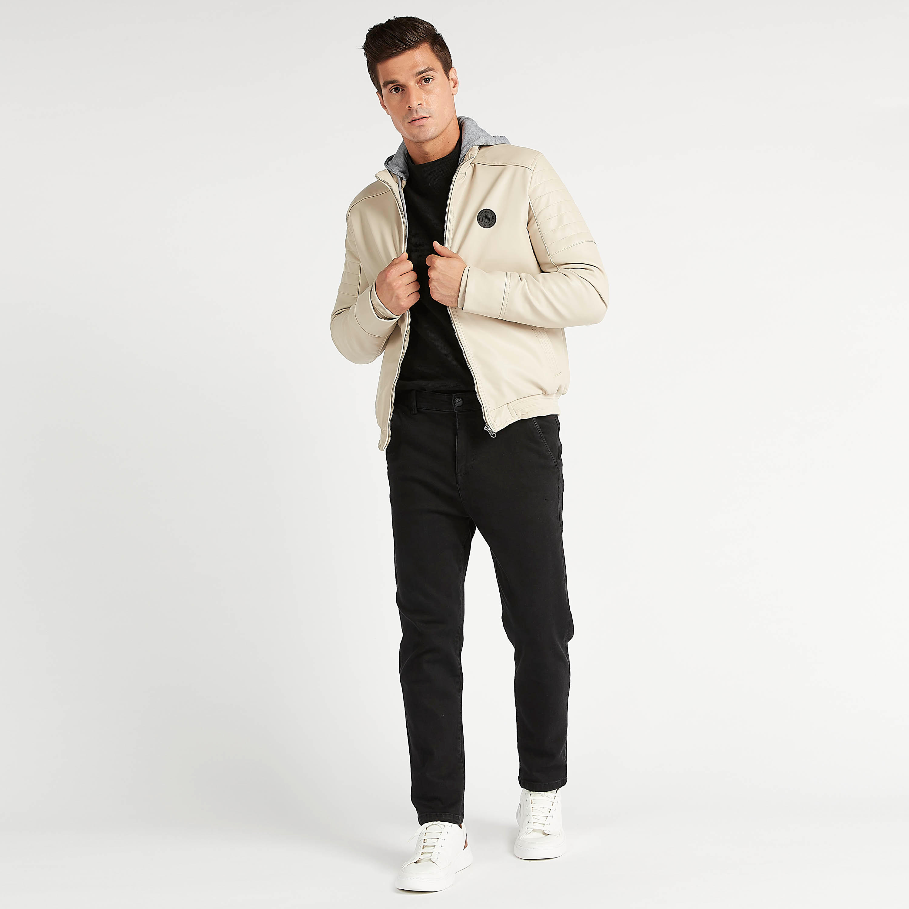جاكيت بايكر بسحّاب وقبّعة وجيوب من لي كوبر-men-clothing-jacketsandblazers-jackets-image-11