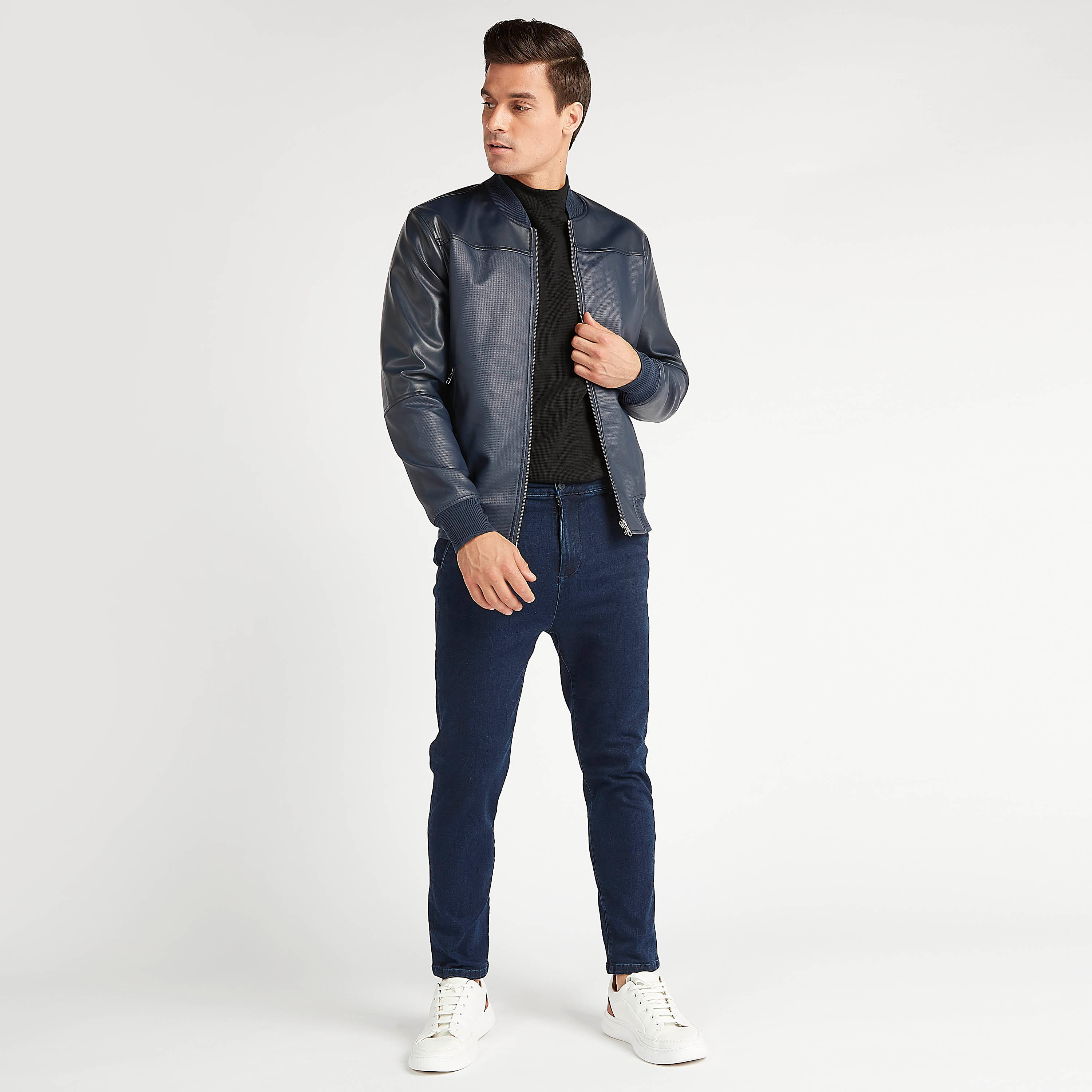 جاكيت بايكر بسحّاب وأكمام طويلة وجيوب من لي كوبر-men-clothing-jacketsandblazers-jackets-image-2