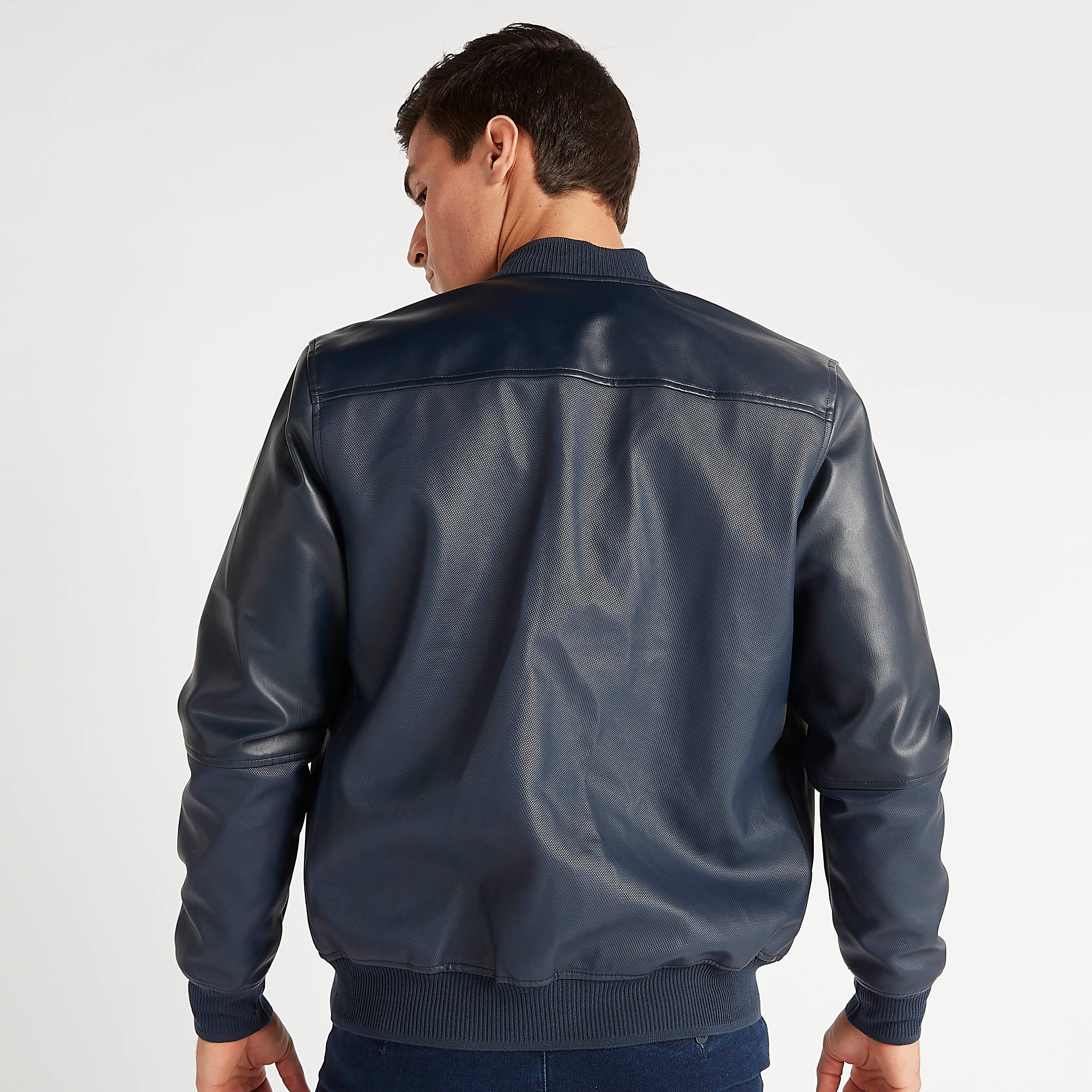 جاكيت بايكر بسحّاب وأكمام طويلة وجيوب من لي كوبر-men-clothing-jacketsandblazers-jackets-image-4