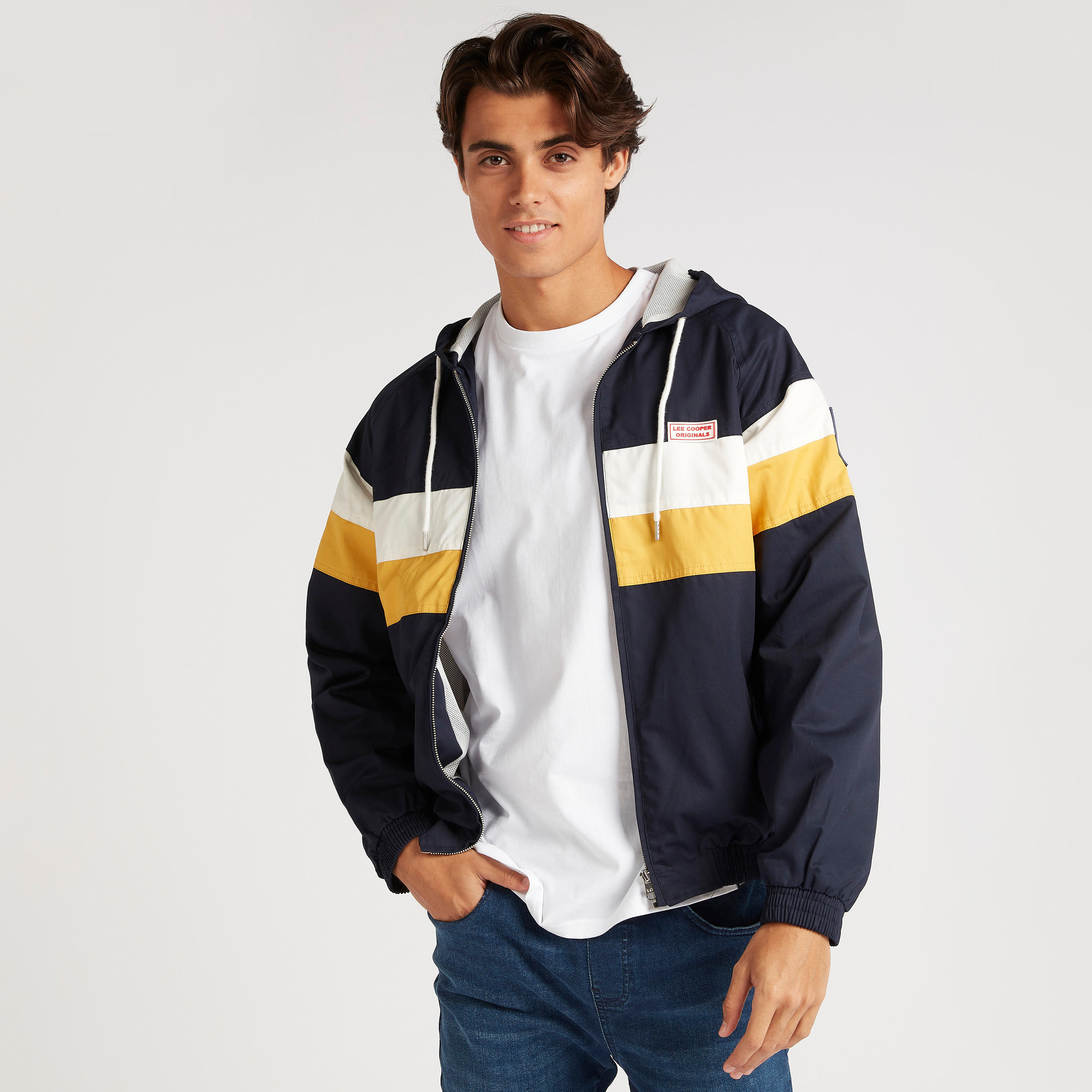 هودي خفيف بطبعات وسحّاب وأكمام طويلة من لي كوبر-men-clothing-jacketsandblazers-jackets-image-1