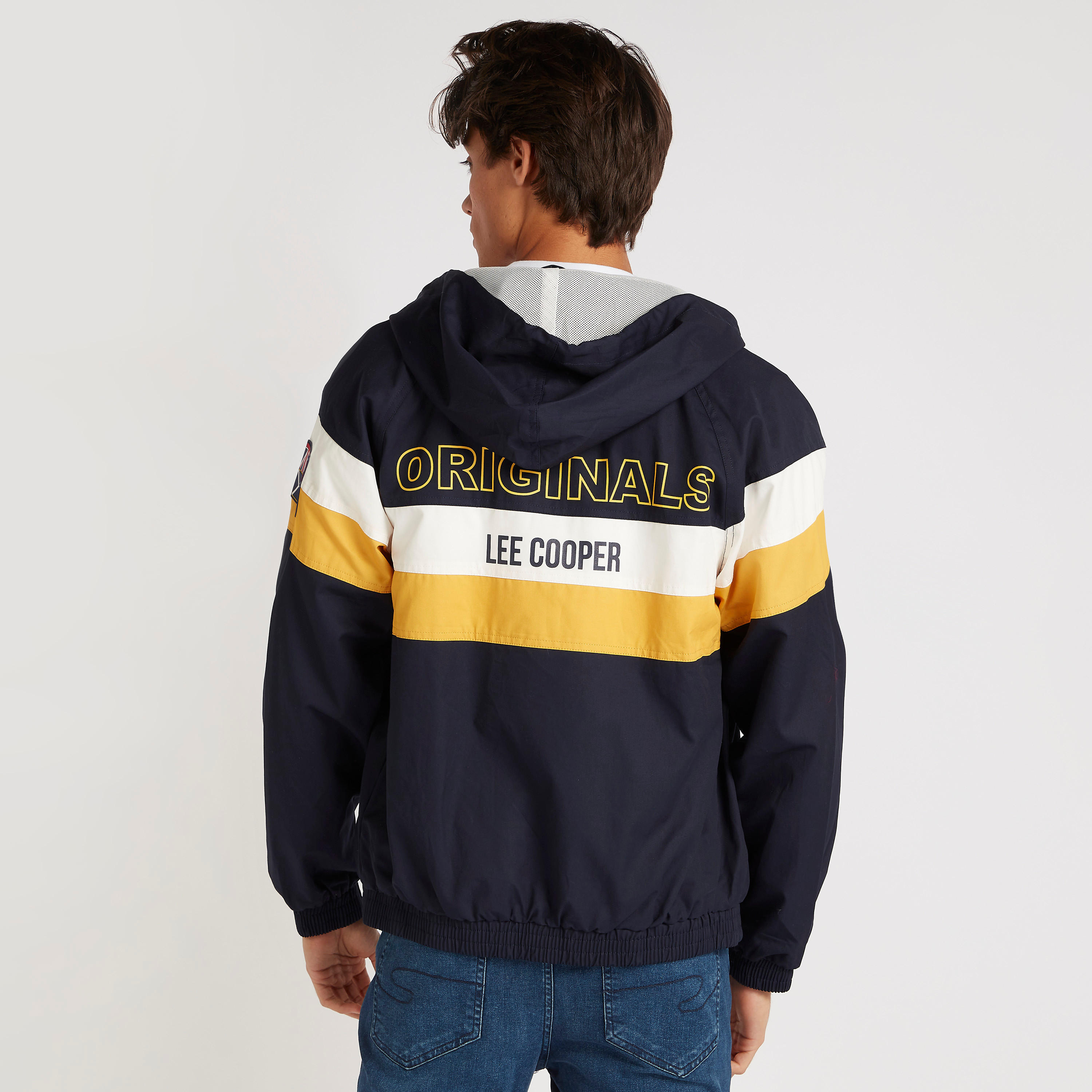 هودي خفيف بطبعات وسحّاب وأكمام طويلة من لي كوبر-men-clothing-jacketsandblazers-jackets-image-4