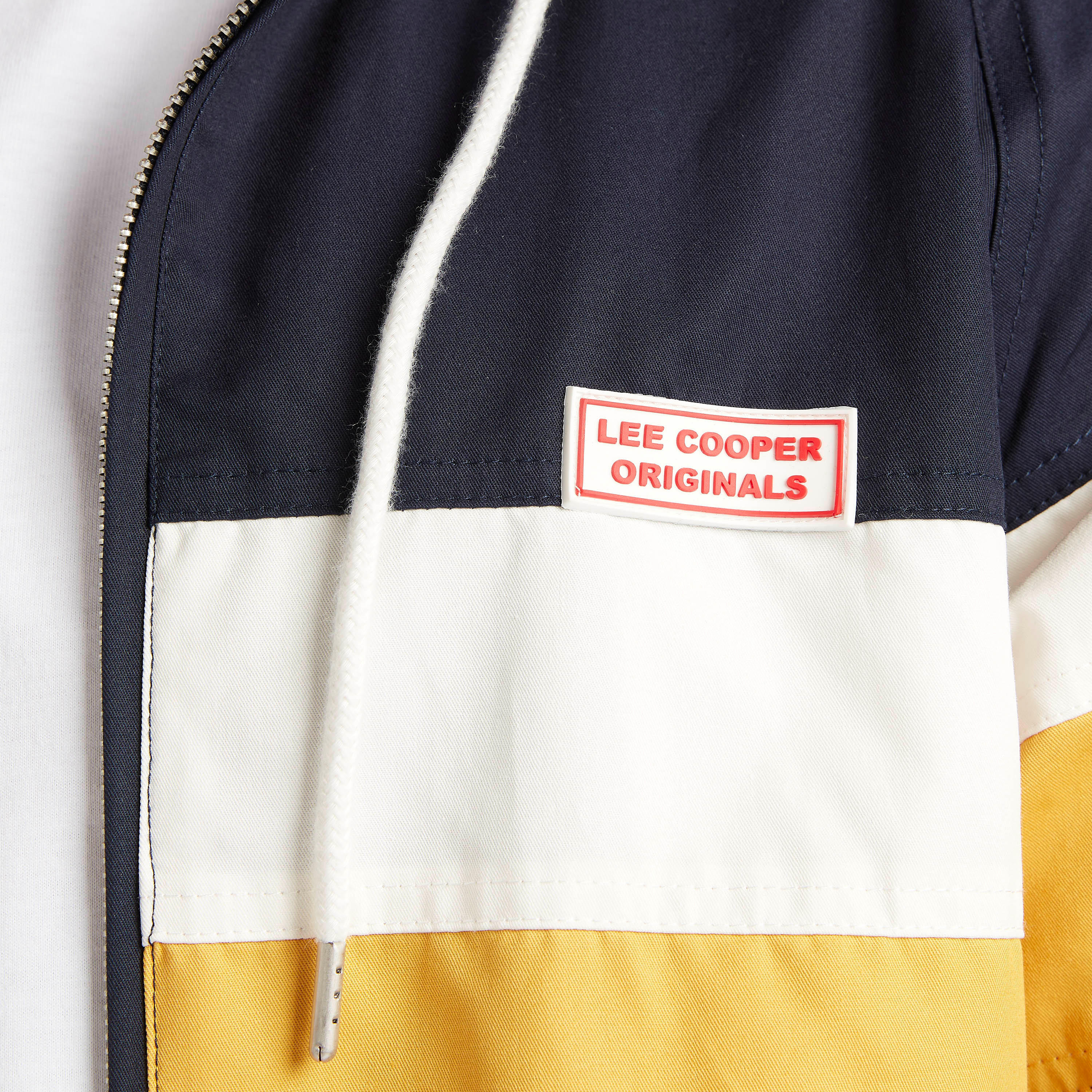 هودي خفيف بطبعات وسحّاب وأكمام طويلة من لي كوبر-men-clothing-jacketsandblazers-jackets-image-7