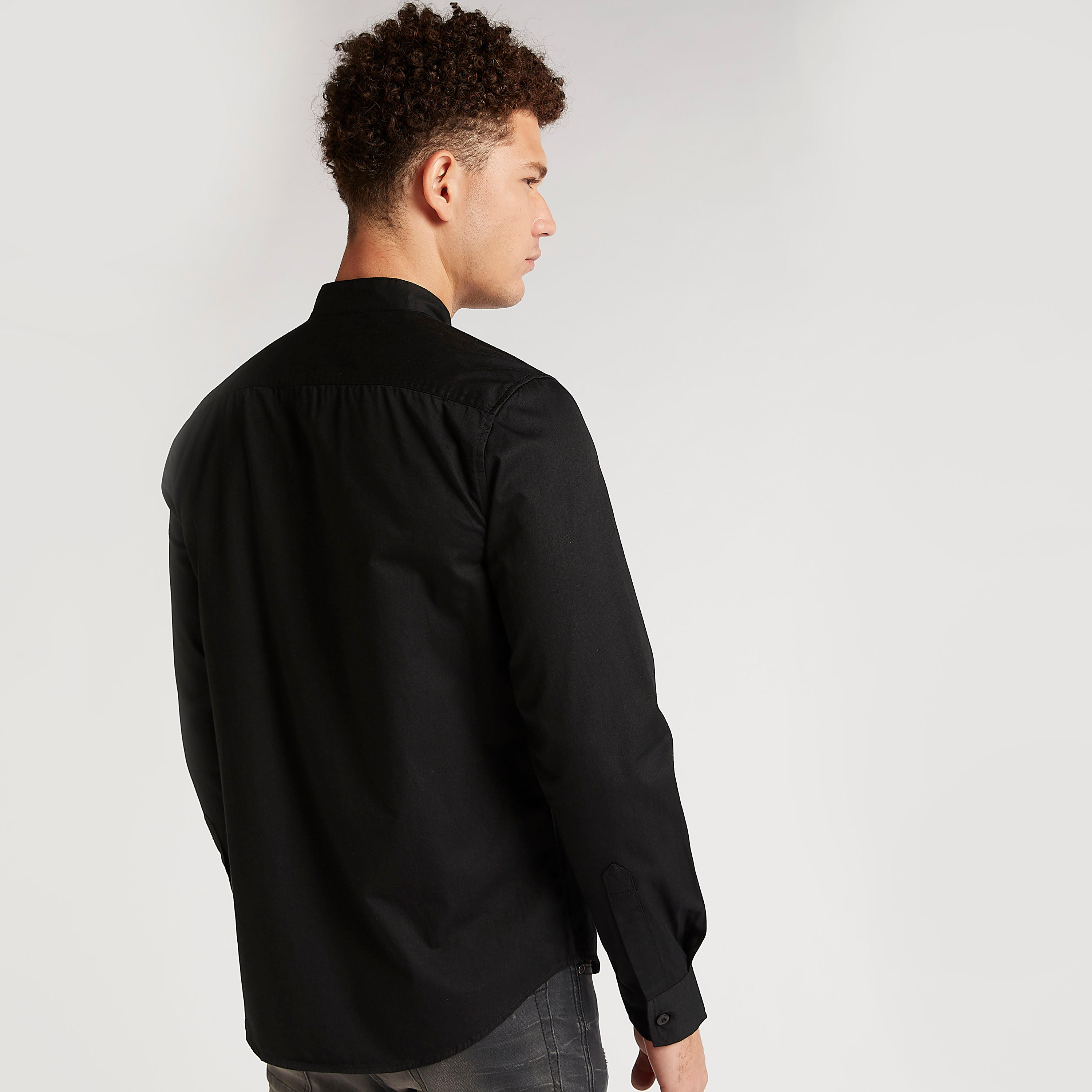 قميص سادة بياقة ماندارين من لي كوبر-men-clothing-shirts-image-2