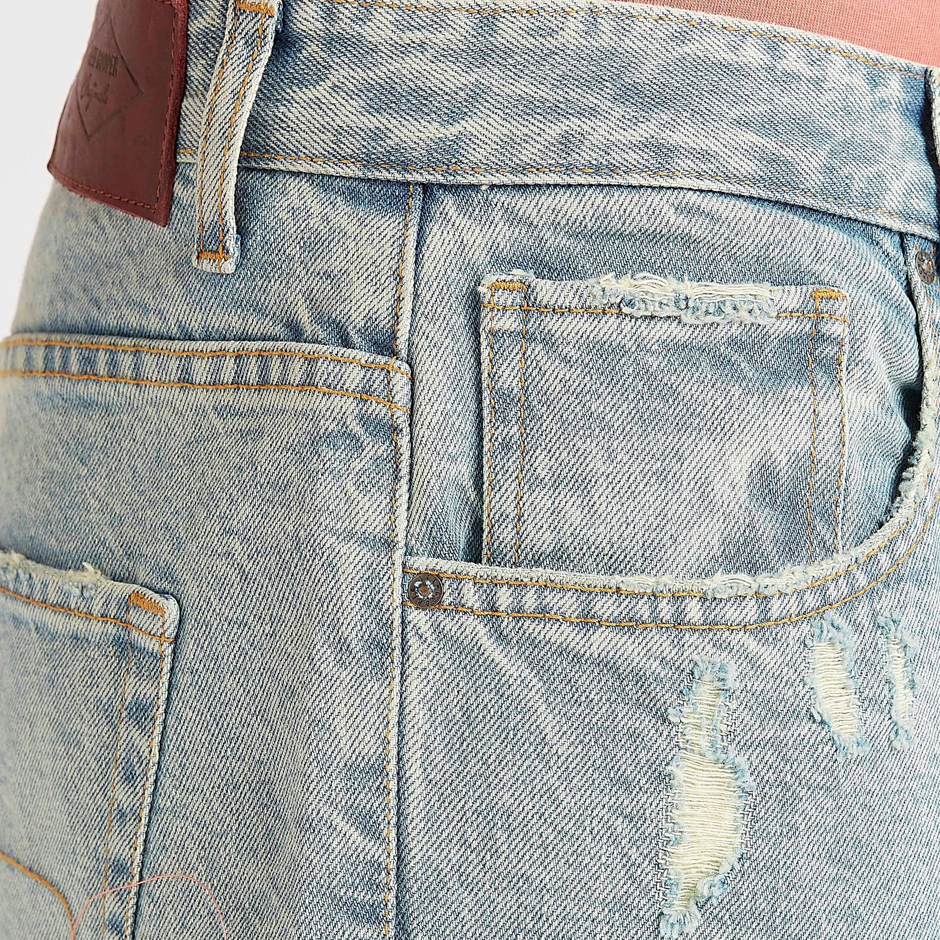 بنطلون جينز دنيم ممزّق بقصّة مريحة وخصر متوسّط الارتفاع من لي كوبر-men-clothing-bottoms-jeans-image-2