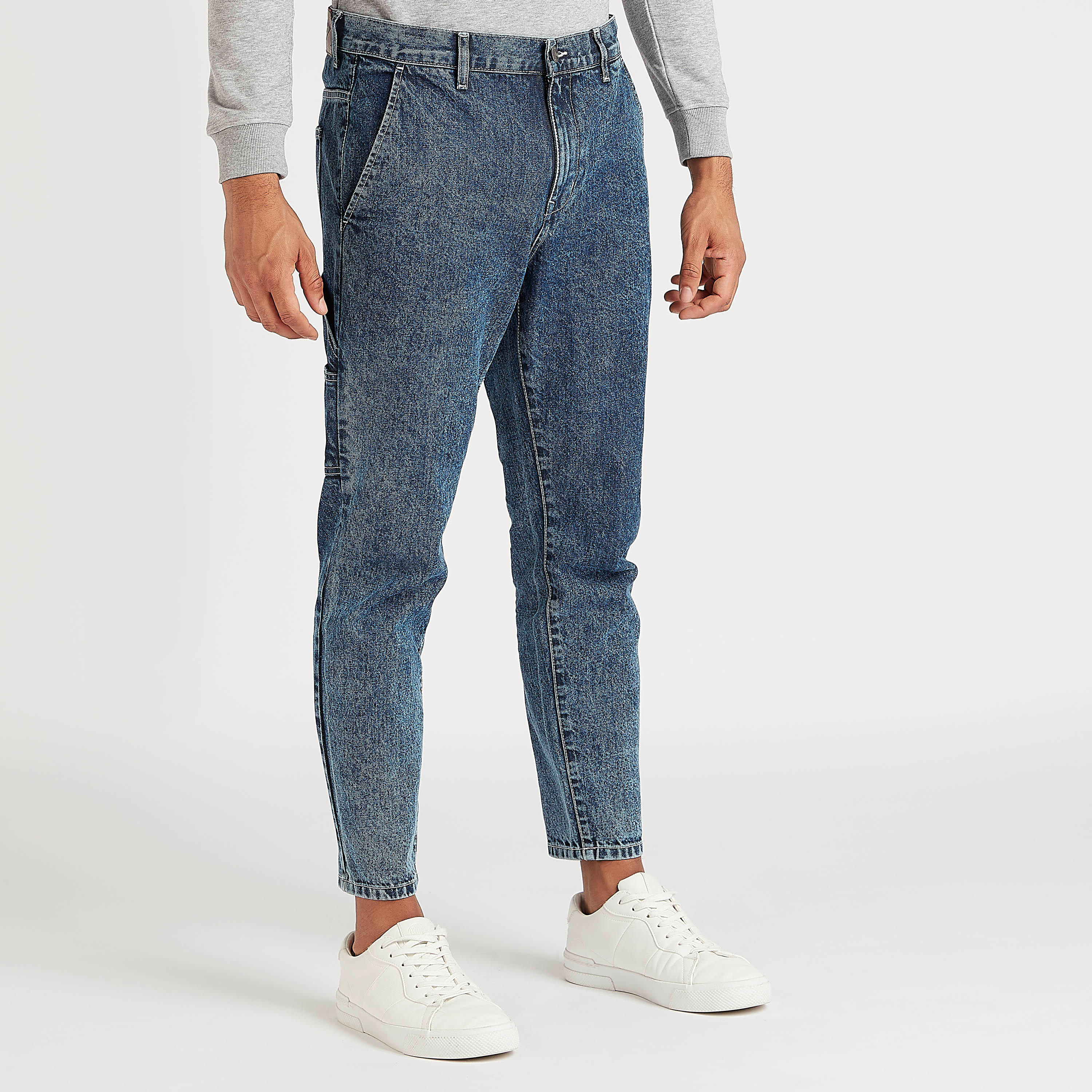 بنطلون جينز دنيم بأطراف ضيّقة وخصر متوسّط الارتفاع وزر إغلاق من لي كوبر-men-clothing-bottoms-jeans-image-6