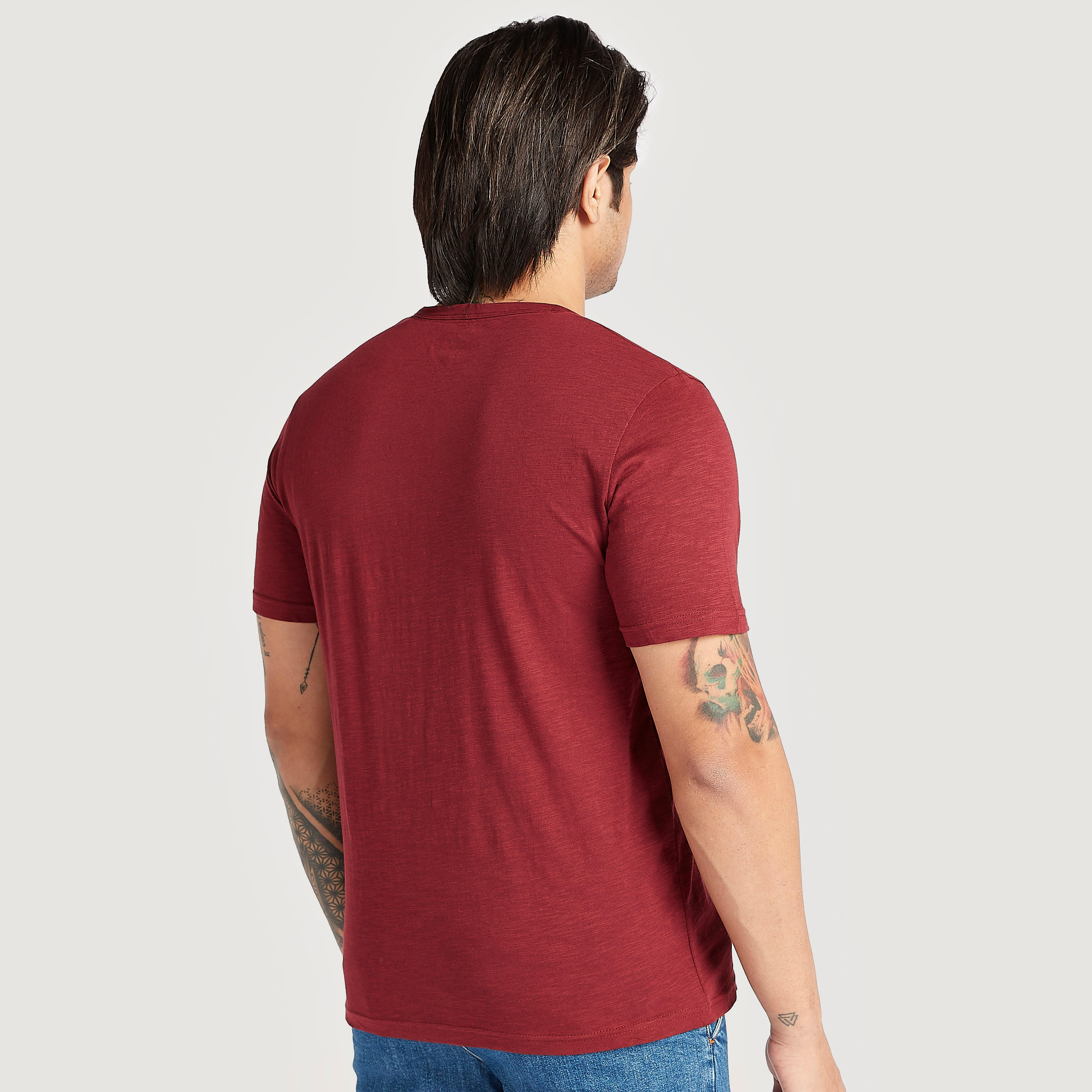 تيشيرت بياقة هينلي وأكمام قصيرة من لي كوبر-men-clothing-tshirtsandpolos-tshirts-image-4