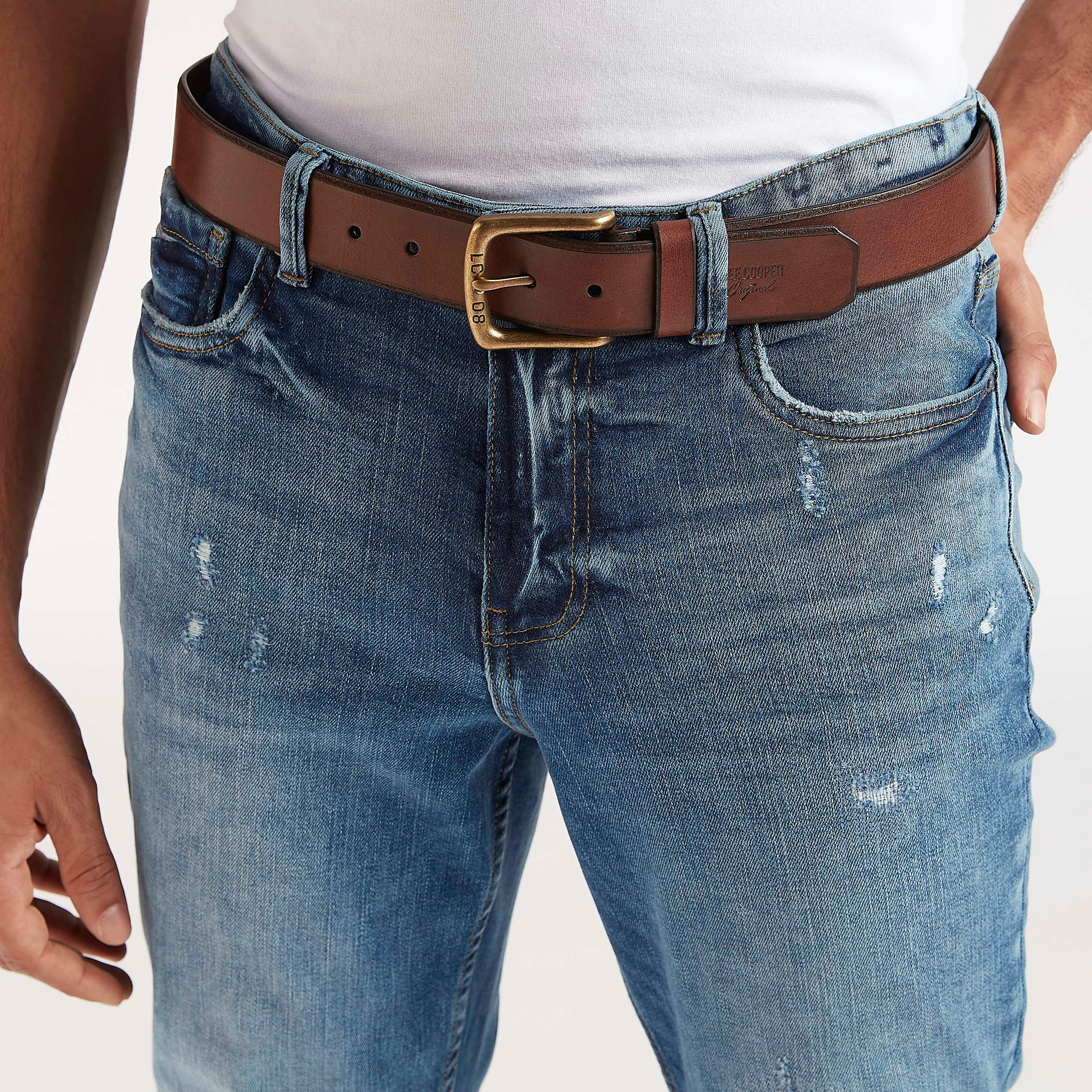 حزام خصر جلد بارز الملمس بإبزيم بدبّوس من لي كوبر-men-beltsandwallets-belts-image-2
