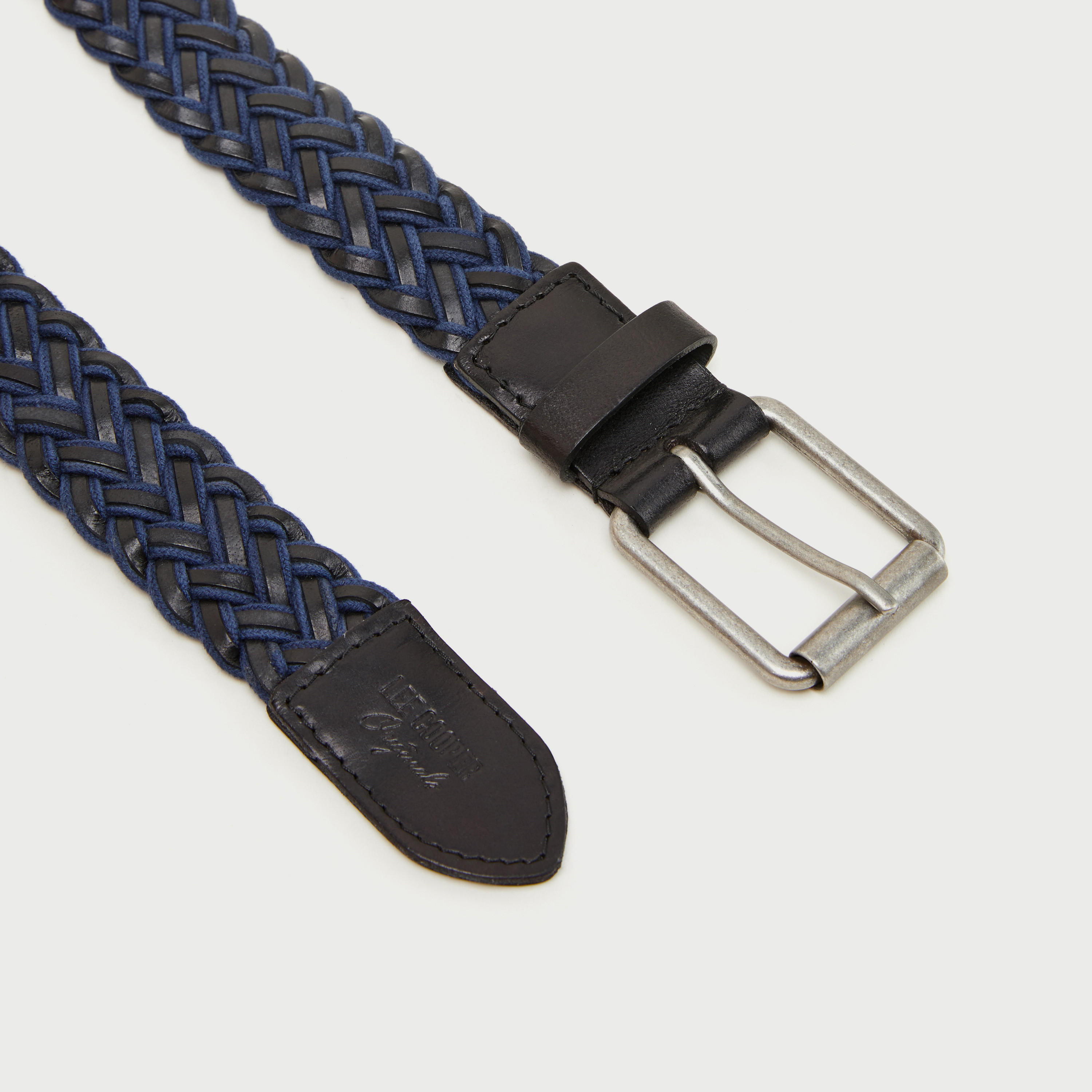 حزام خصر جلد بارز الملمس بإبزيم بدبّوس من لي كوبر-men-beltsandwallets-belts-image-5