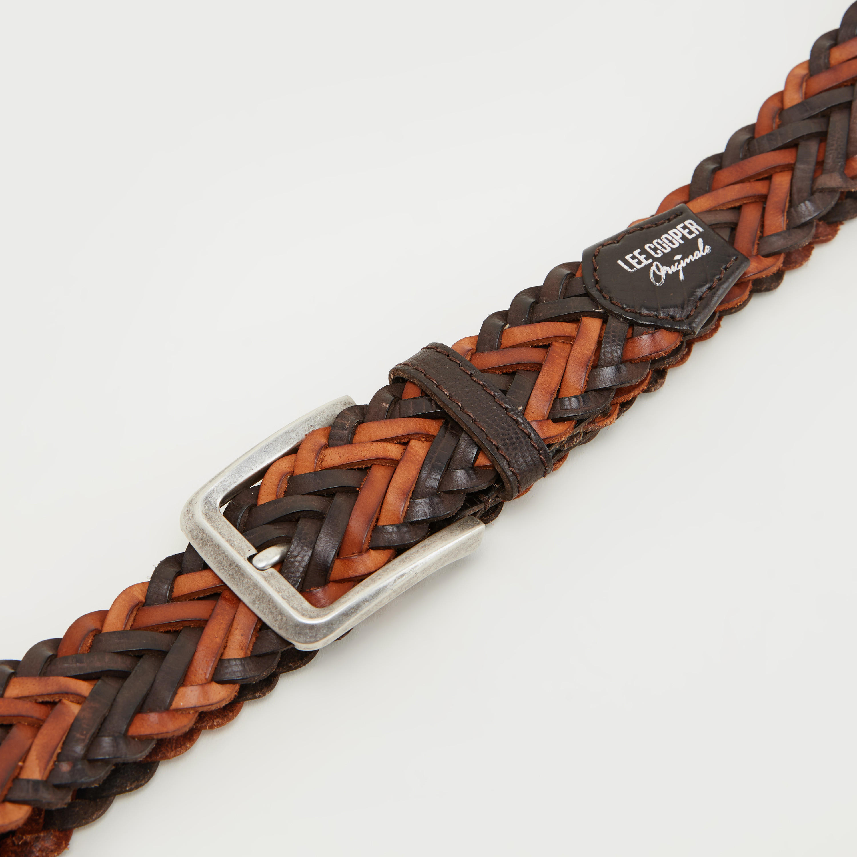 حزام خصر جلد بارز الملمس بإبزيم بدبّوس من لي كوبر-men-beltsandwallets-belts-image-3