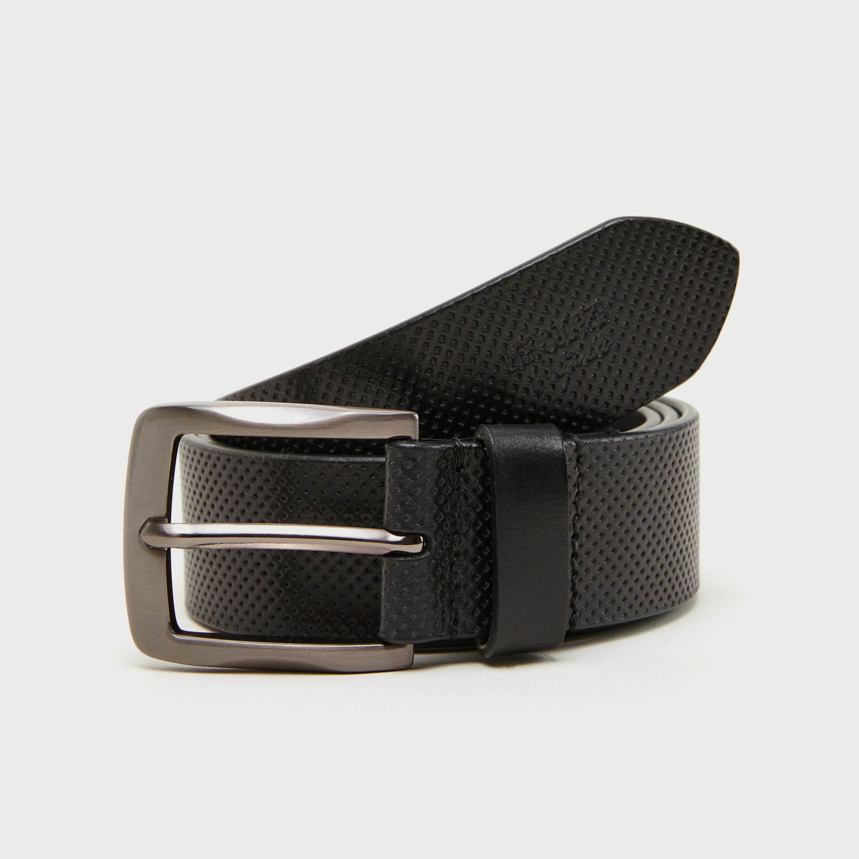حزام جلد بارز الملمس بإبزيم إغلاق بدبوس من لي كوبر-men-beltsandwallets-belts-image-1