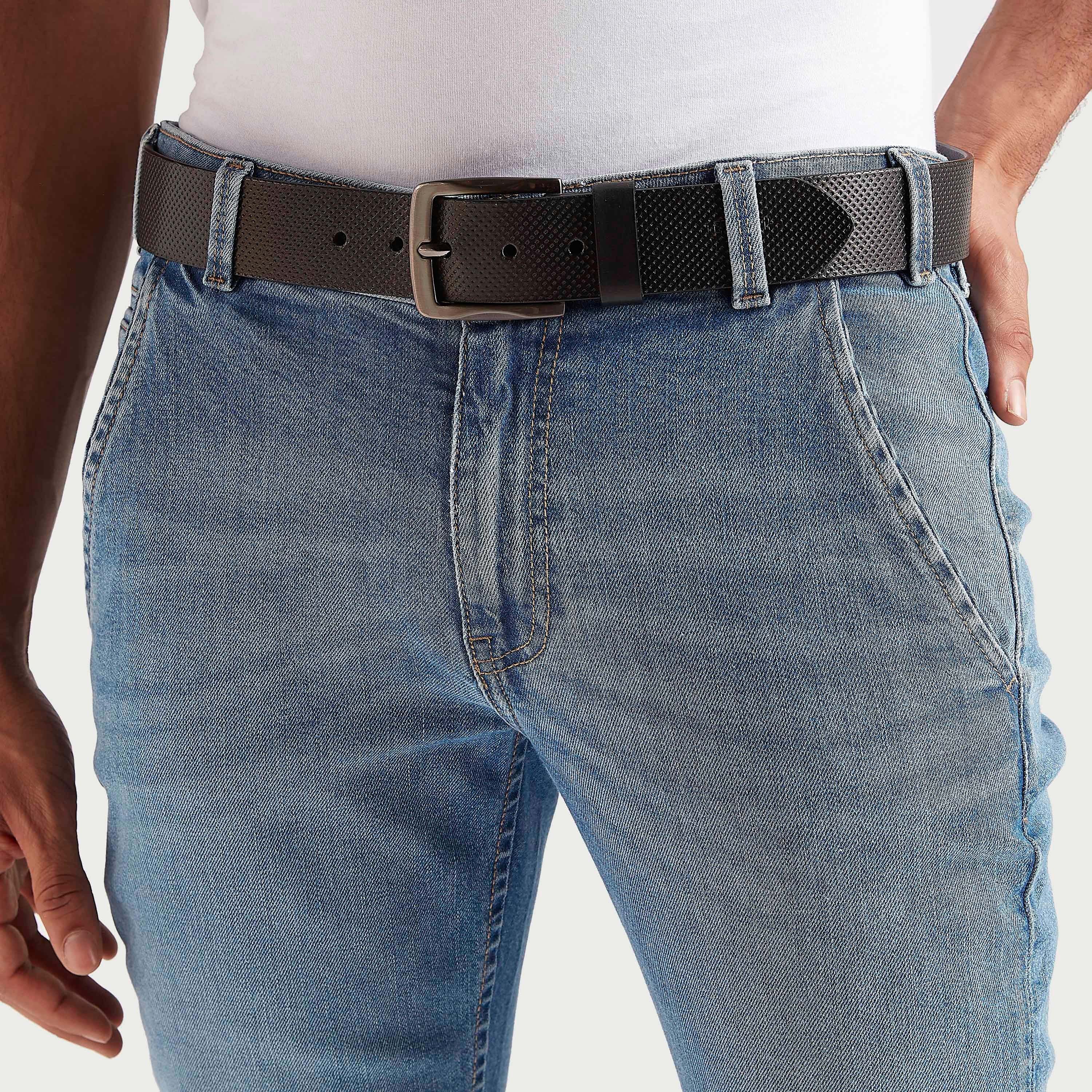 حزام جلد بارز الملمس بإبزيم إغلاق بدبوس من لي كوبر-men-beltsandwallets-belts-image-2