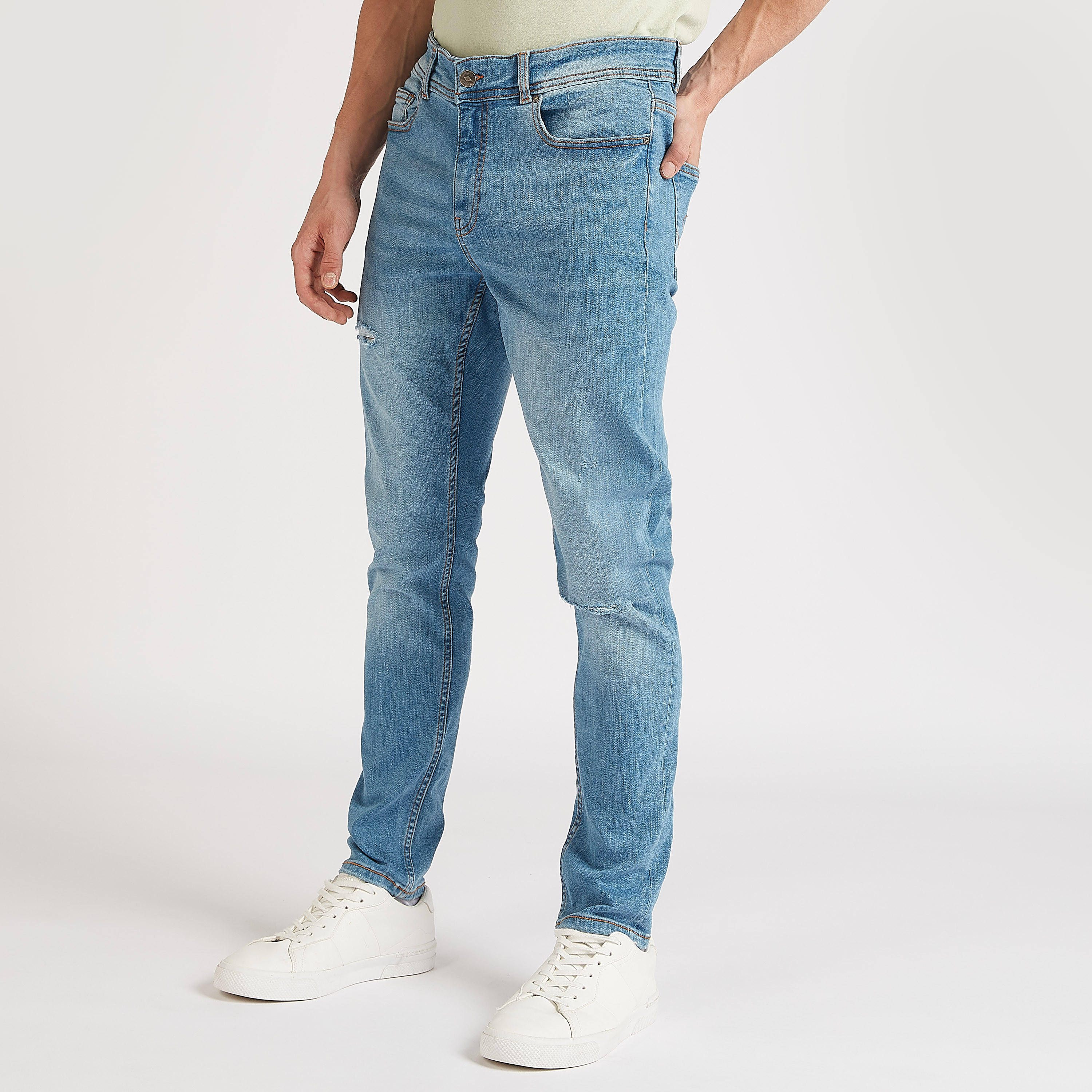 بنطلون جينز دنيم سادة سكيني فيتن بخصر متوسّط الارتفاع من لي كوبر-men-clothing-bottoms-jeans-image-1