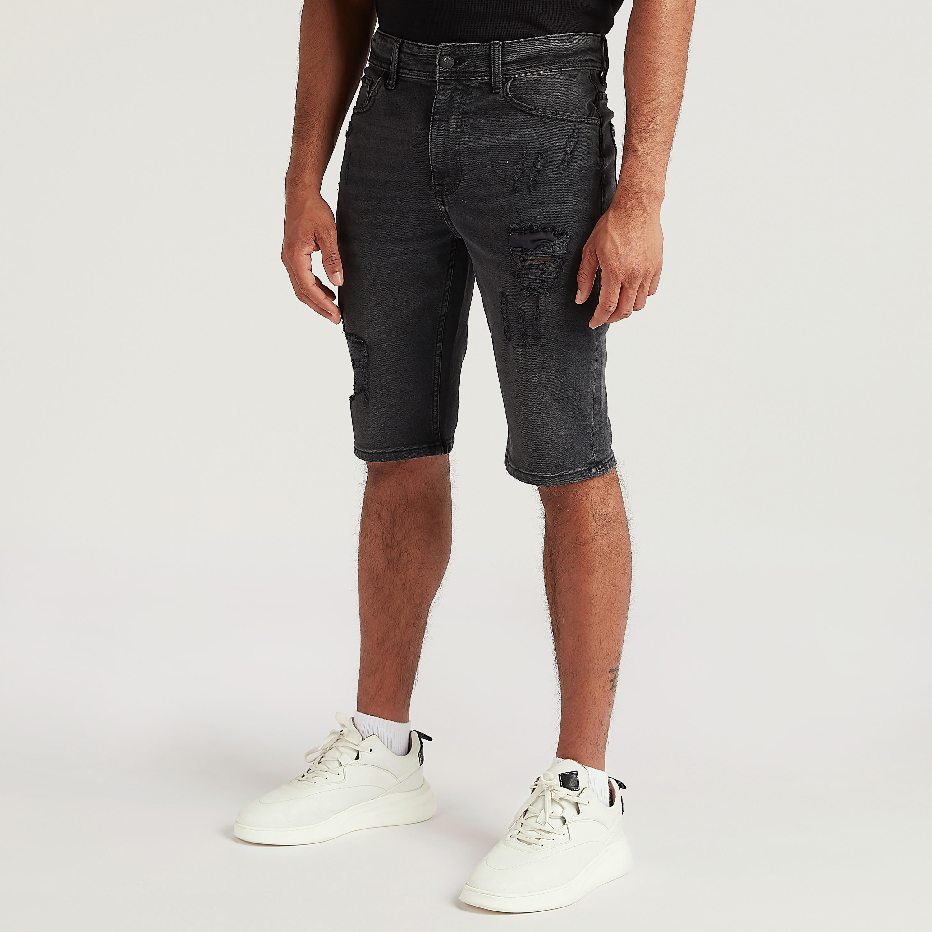 شورت دنيم مضلّع بجيوب وخصر متوسّط الارتفاع من لي كوبر-men-clothing-bottoms-shorts-image-1
