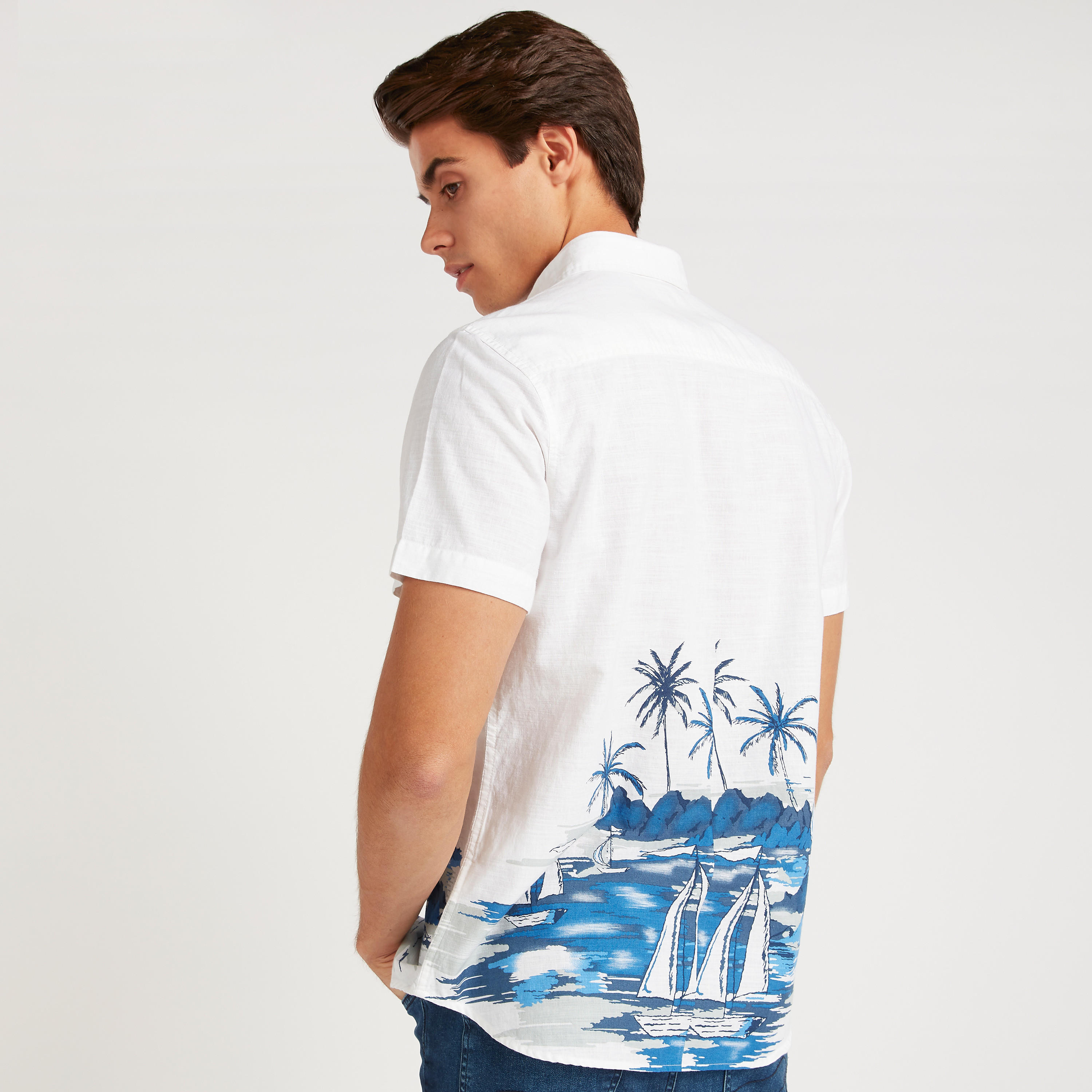 قميص بأكمام قصيرة وطبعات من لي كوبر-men-clothing-shirts-image-4