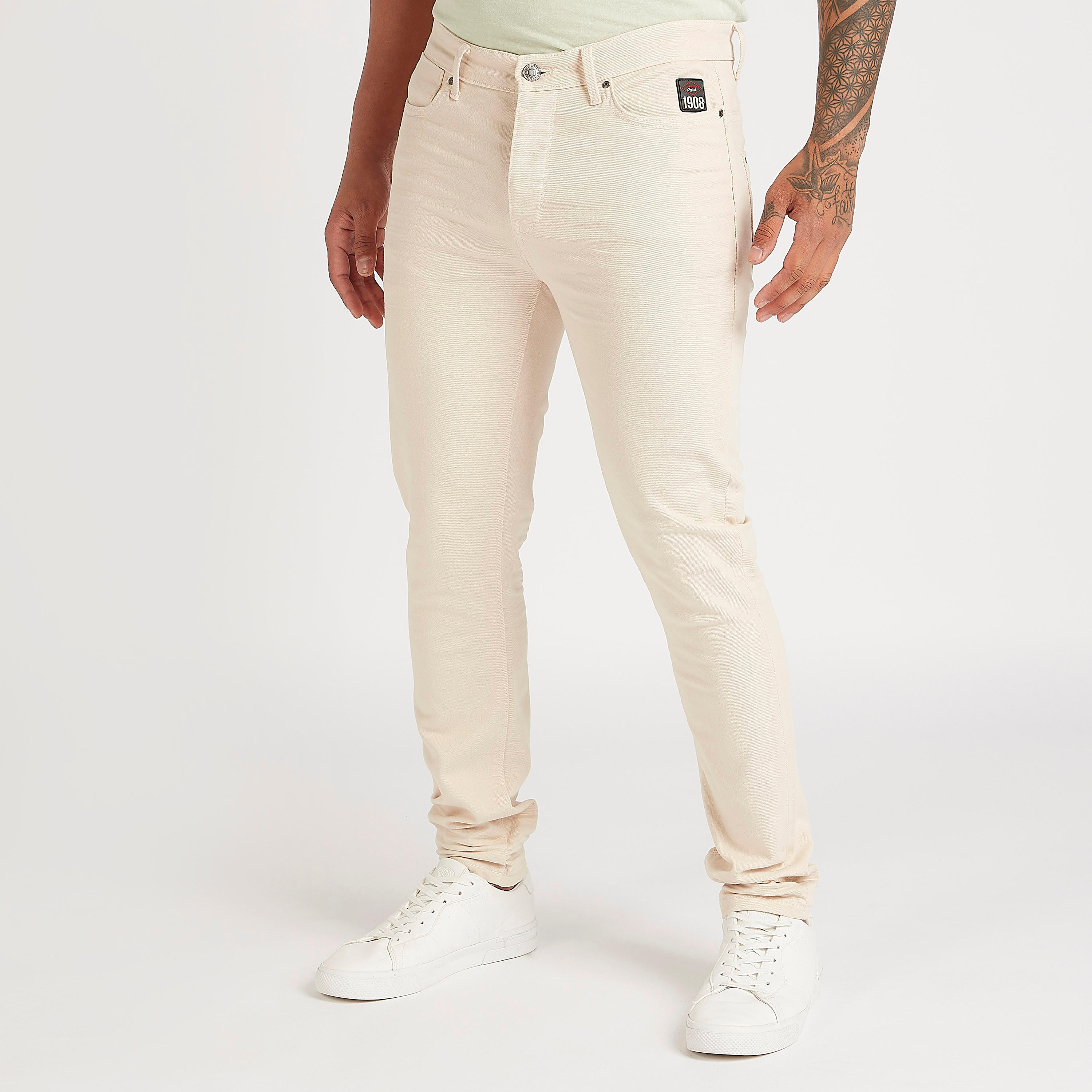 بنطلون جينز دنيم بقصّة سكيني وخصر متوسّط الارتفاع من لي كوبر-men-clothing-bottoms-jeans-image-1