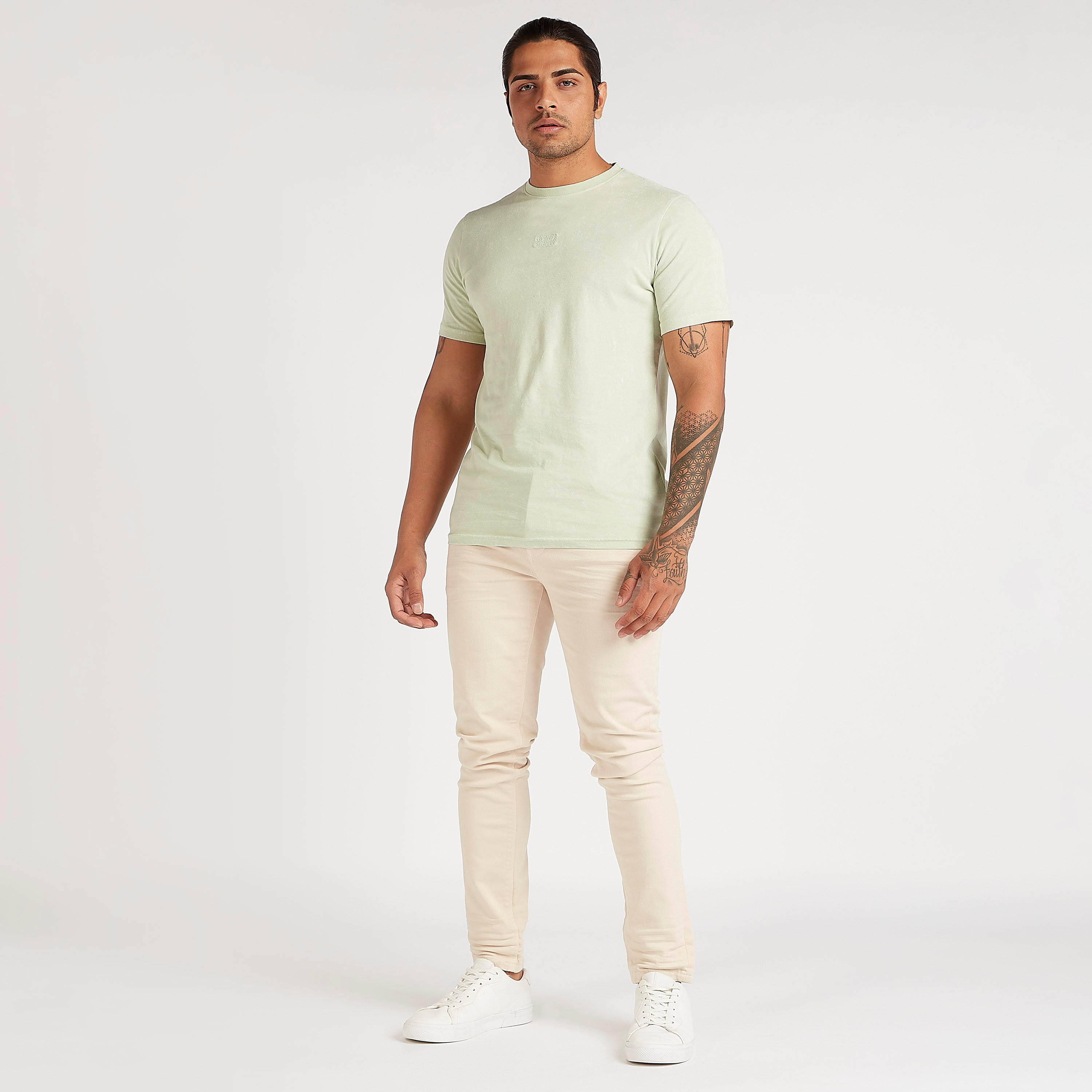 بنطلون جينز دنيم بقصّة سكيني وخصر متوسّط الارتفاع من لي كوبر-men-clothing-bottoms-jeans-image-2