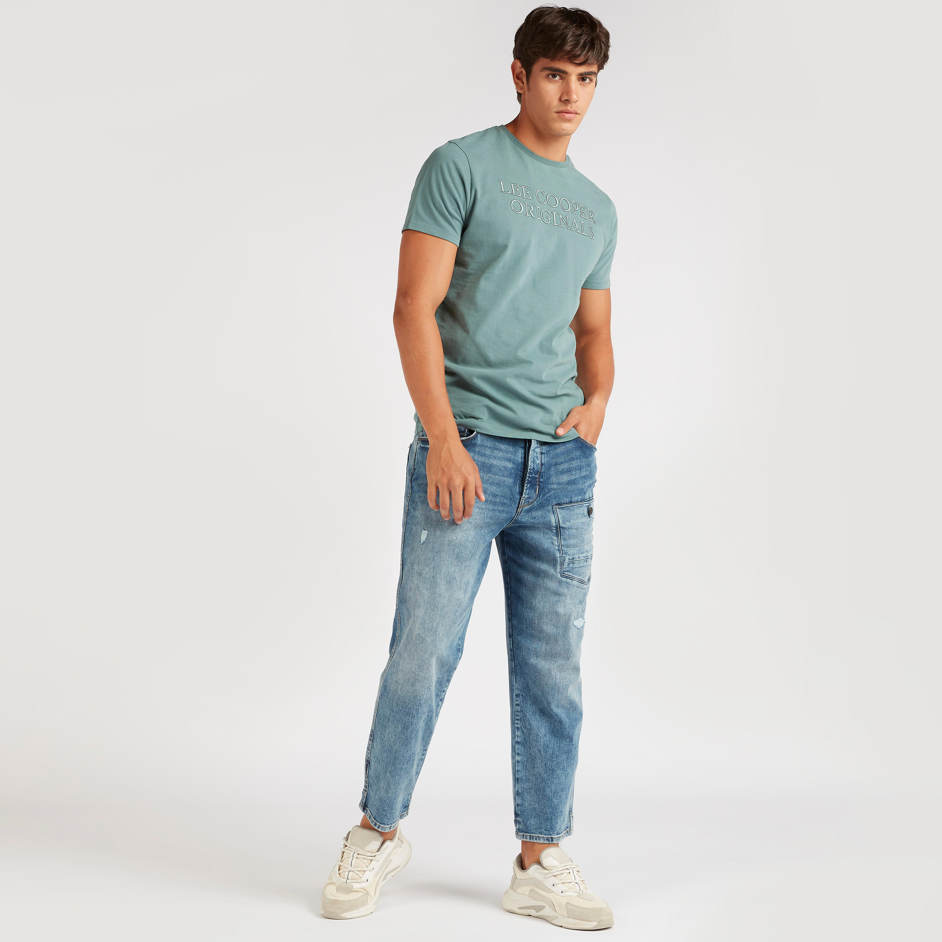 بنطلون جينز دنيم بجيوب من لي كوبر-men-clothing-bottoms-jeans-image-5