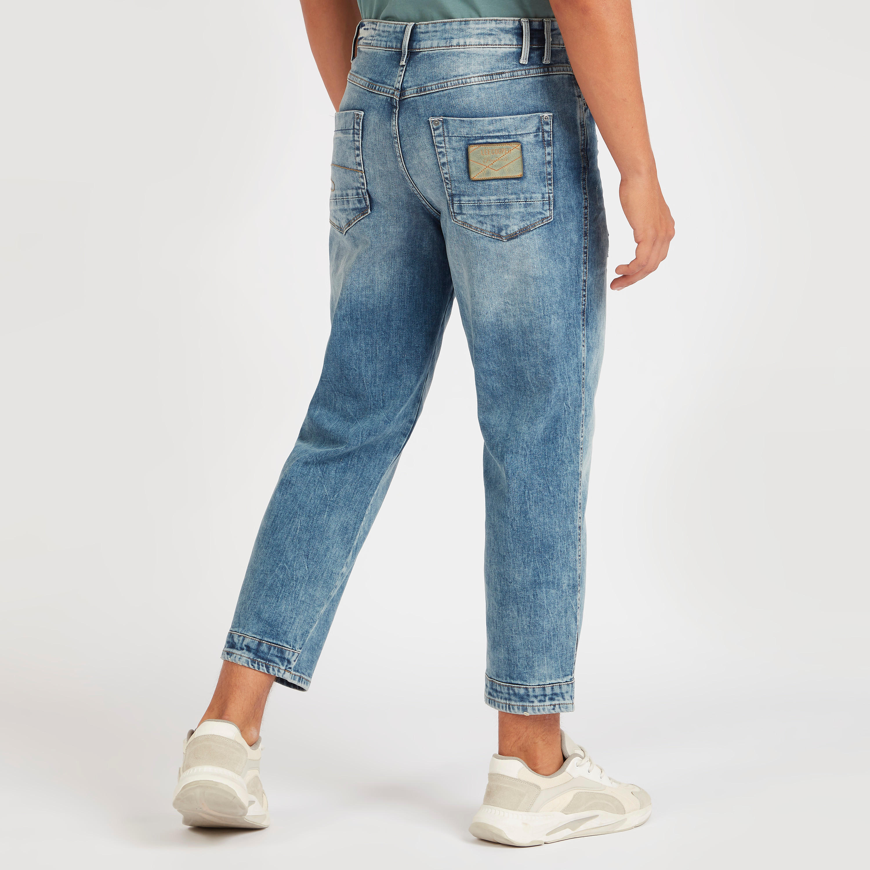 بنطلون جينز دنيم بجيوب من لي كوبر-men-clothing-bottoms-jeans-image-3