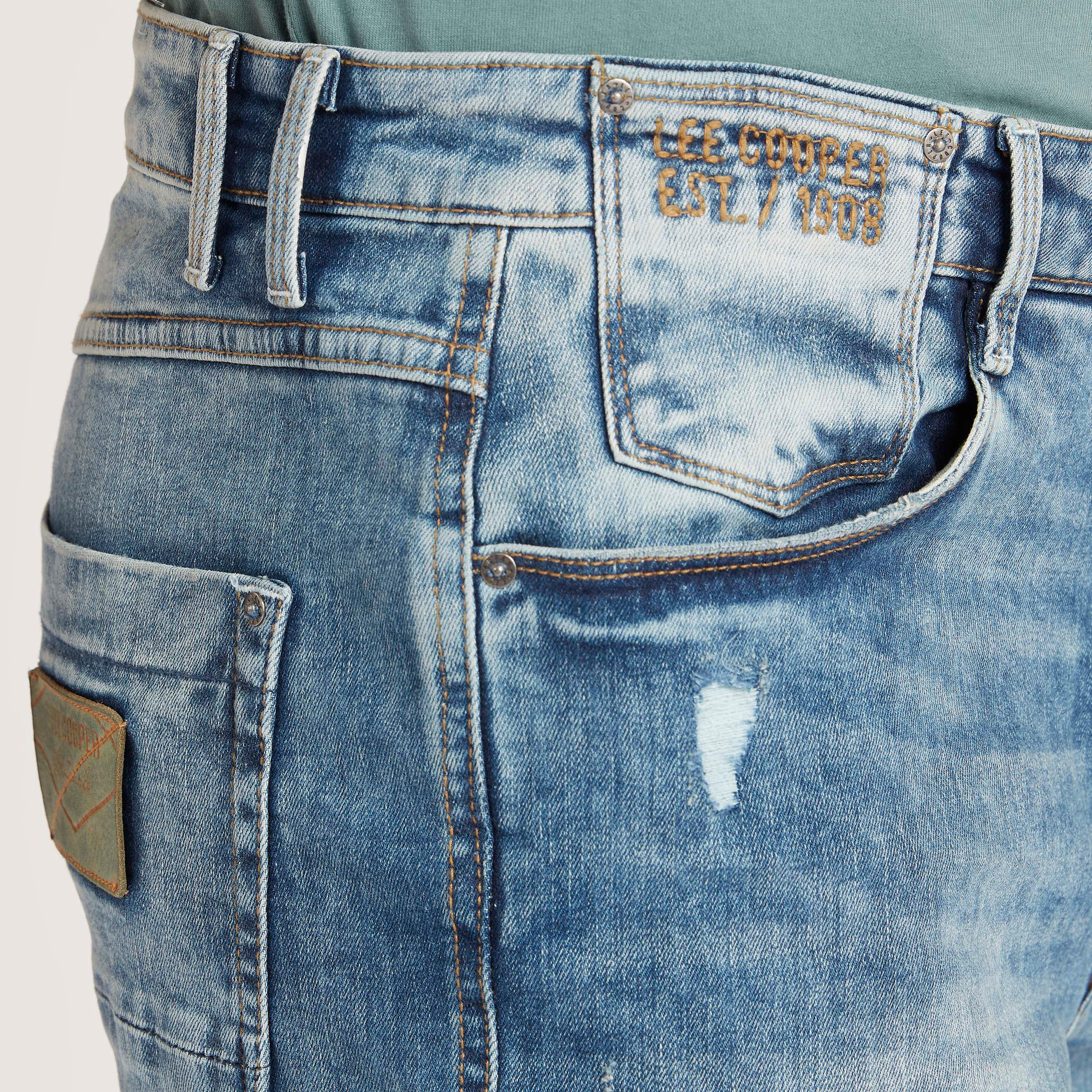 بنطلون جينز دنيم بجيوب من لي كوبر-men-clothing-bottoms-jeans-image-1