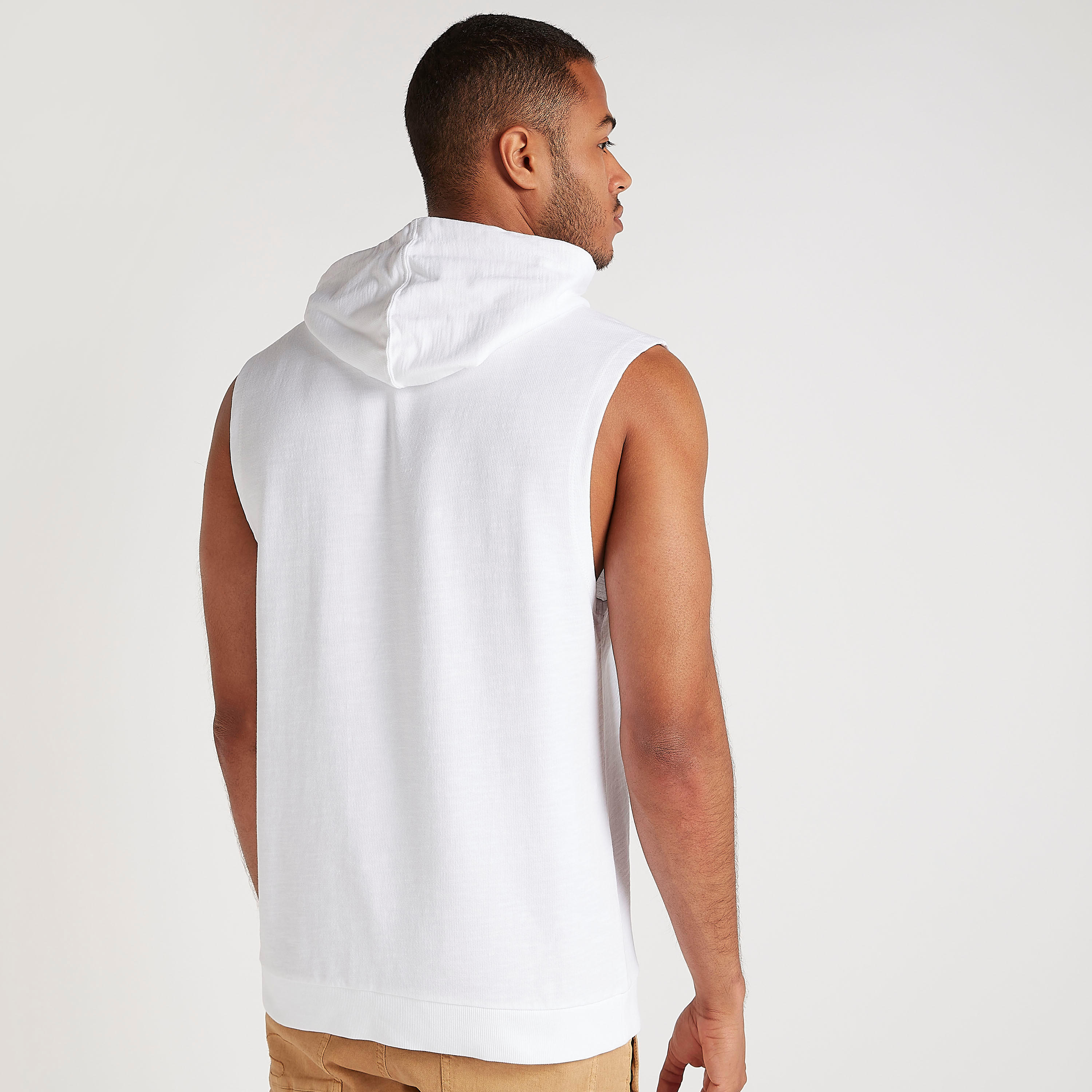 هودي دون أكمام بطبعات وجيب كنغر من لي كوبر-men-clothing-tshirtsandpolos-tshirts-image-5