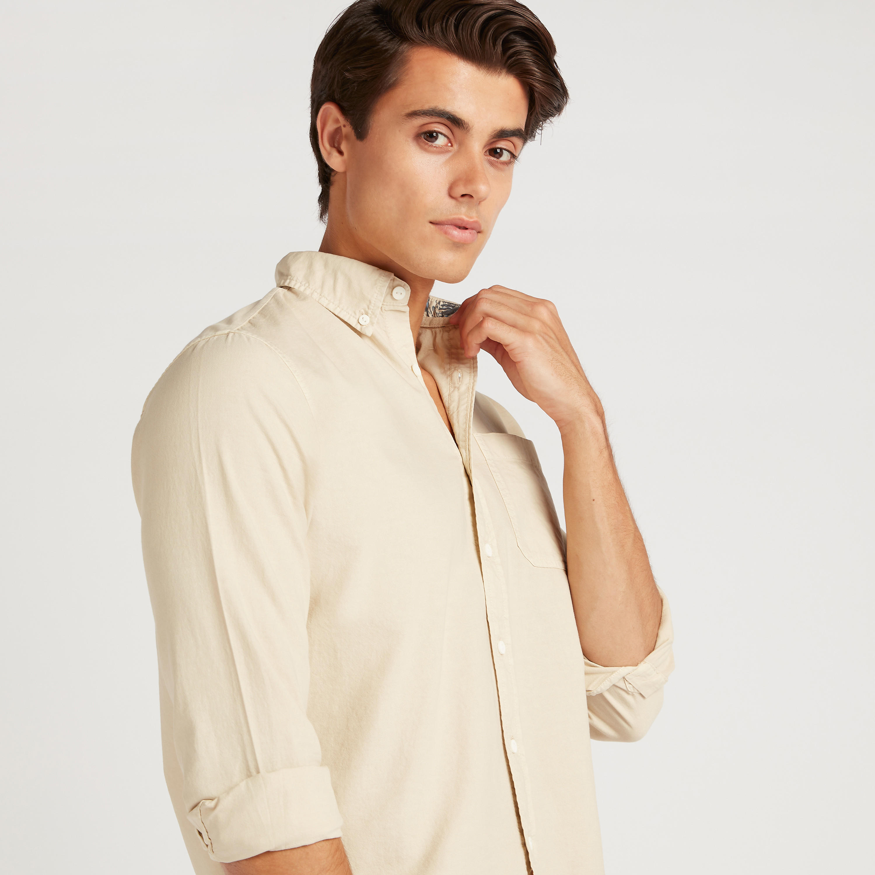 قميص أوكسفورد سادة بأكمام طويلة وجيب على الصدر من لي كوبر-men-clothing-shirts-image-3