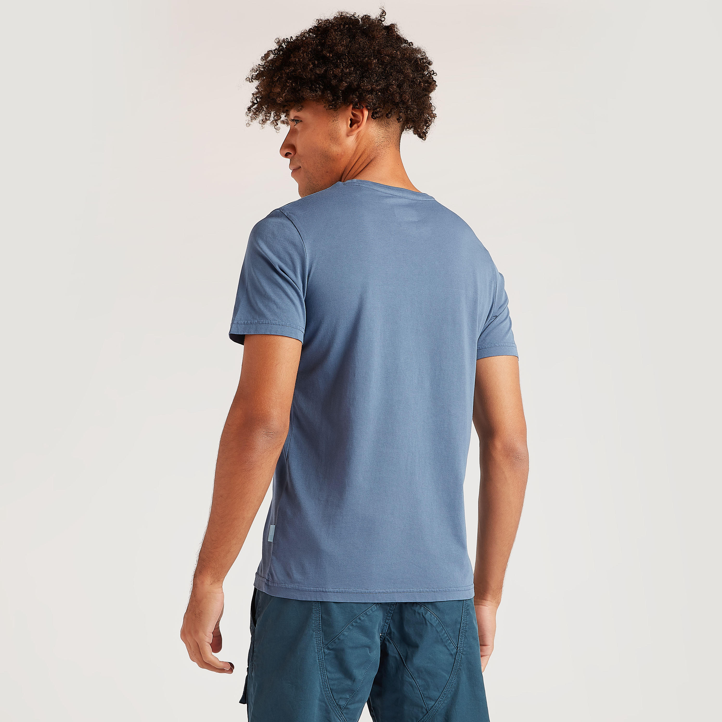 تيشيرت بياقة ضيّقة وأكمام قصيرة من لي كوبر-men-clothing-tshirtsandpolos-tshirts-image-4