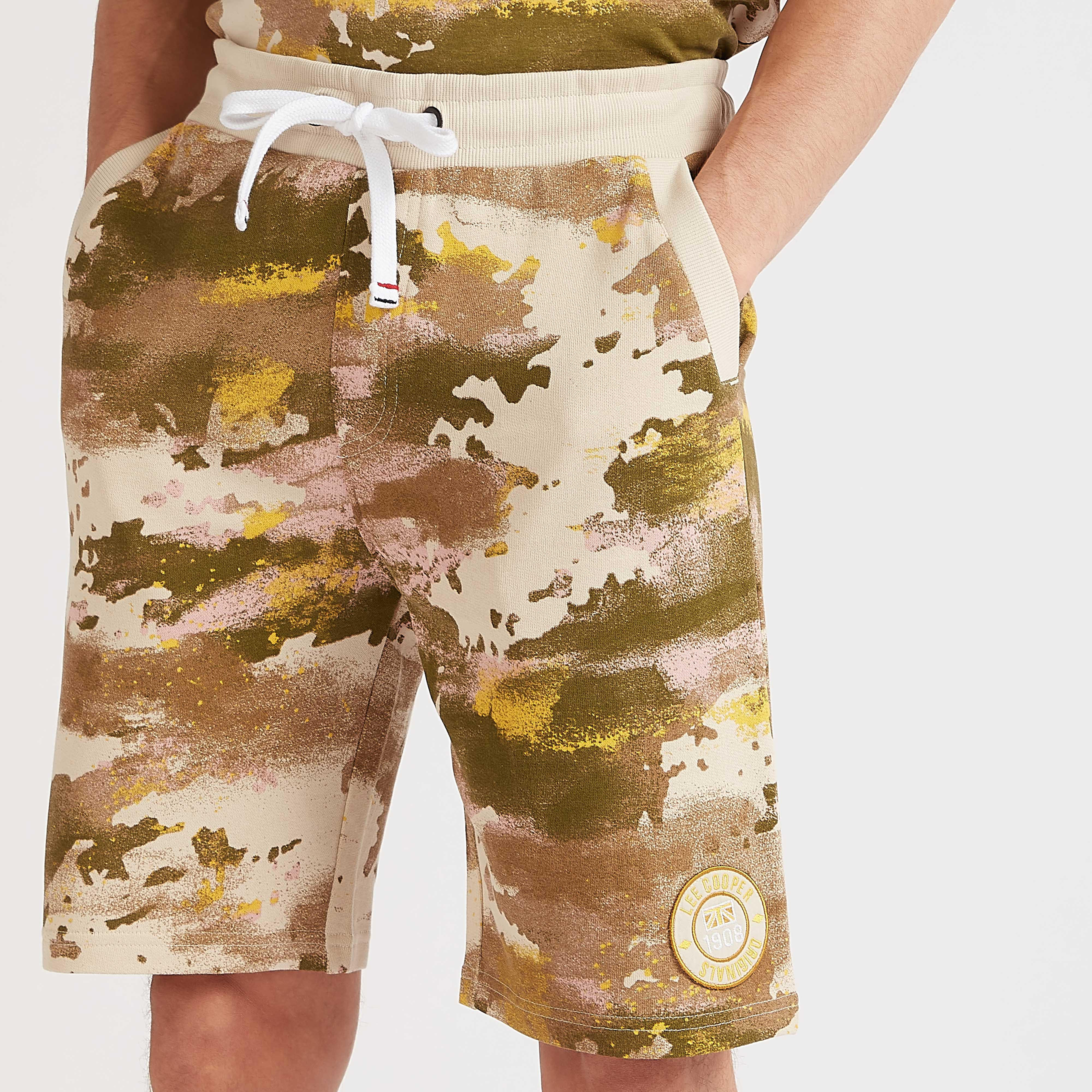 شورت برباط إغلاق وطبعات من لي كوبر-men-clothing-bottoms-shorts-image-2