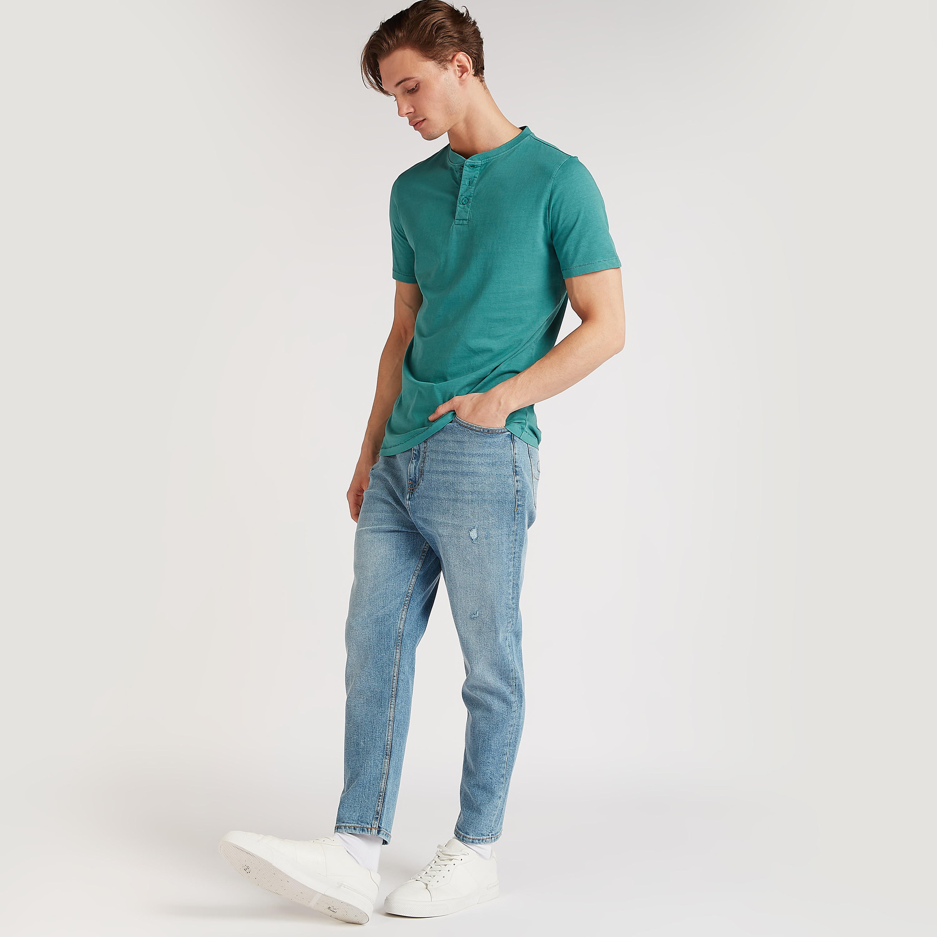 بنطلون جينز دنيم بقصّة سكيني وخصر منخفض من لي كوبر-men-clothing-bottoms-jeans-image-3