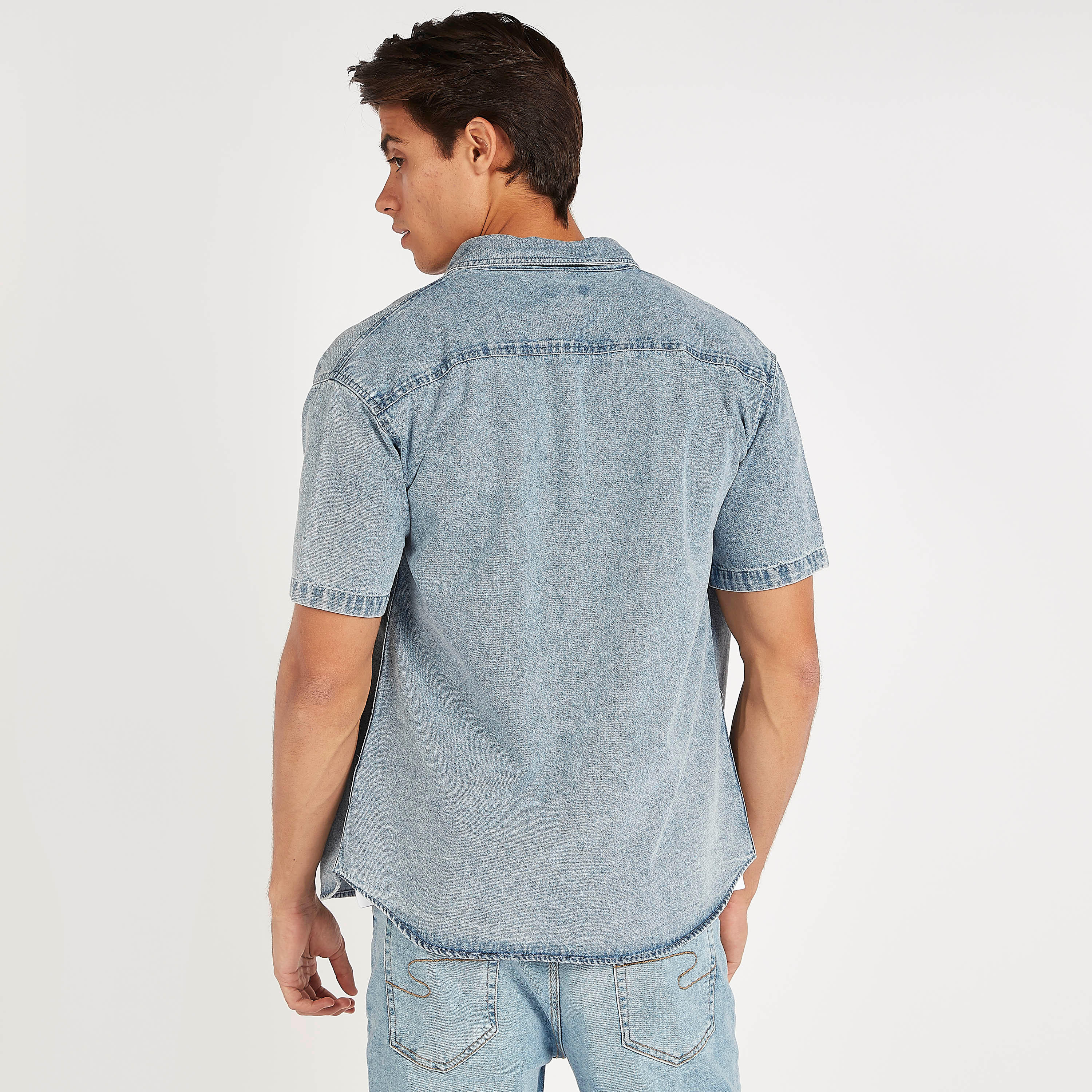 جاكيت دنيم سادة بأكمام طويلة من لي كوبر-men-clothing-shirts-image-4
