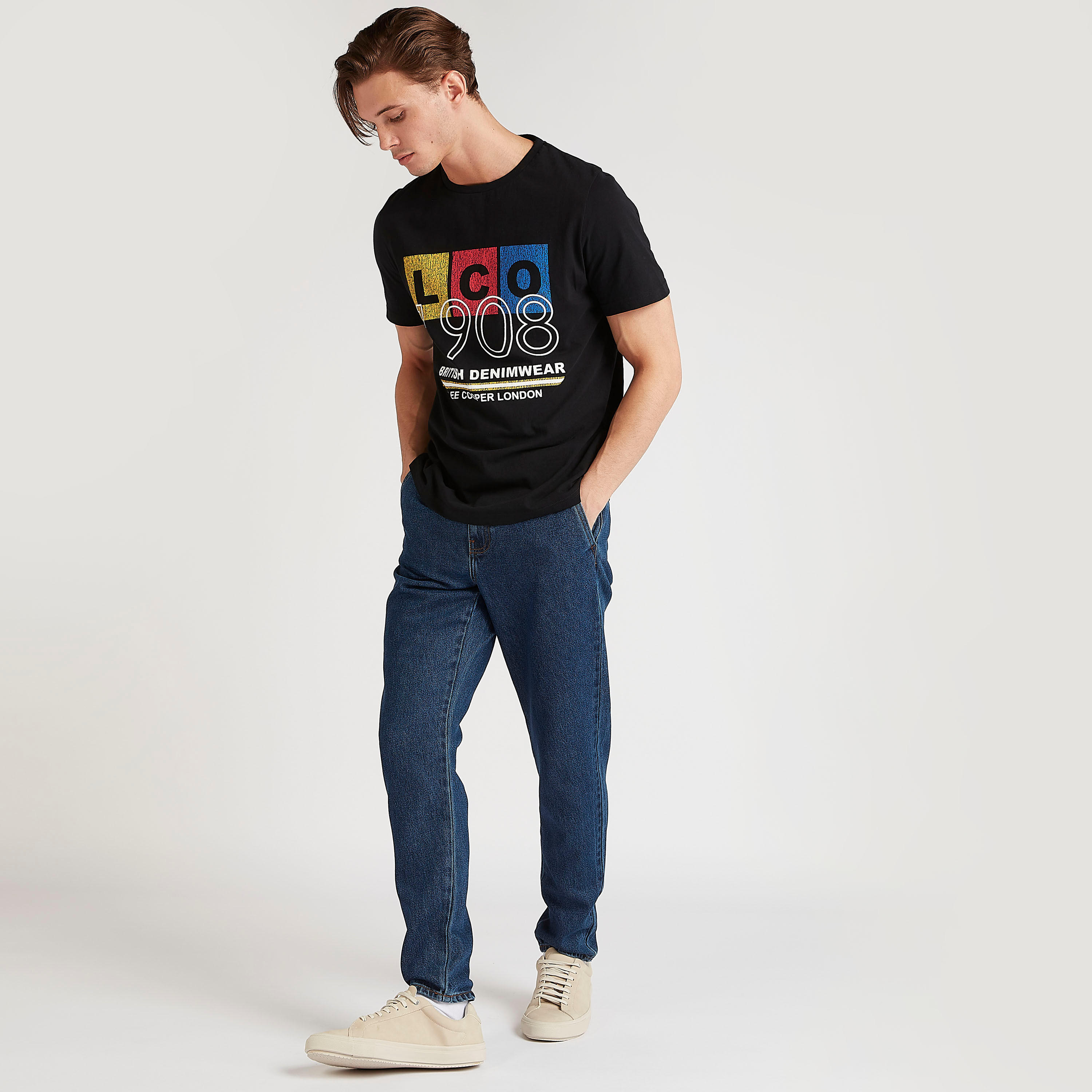 تيشيرت بأكمام قصيرة وطبعات من لي كوبر-men-clothing-tshirtsandpolos-tshirts-image-1