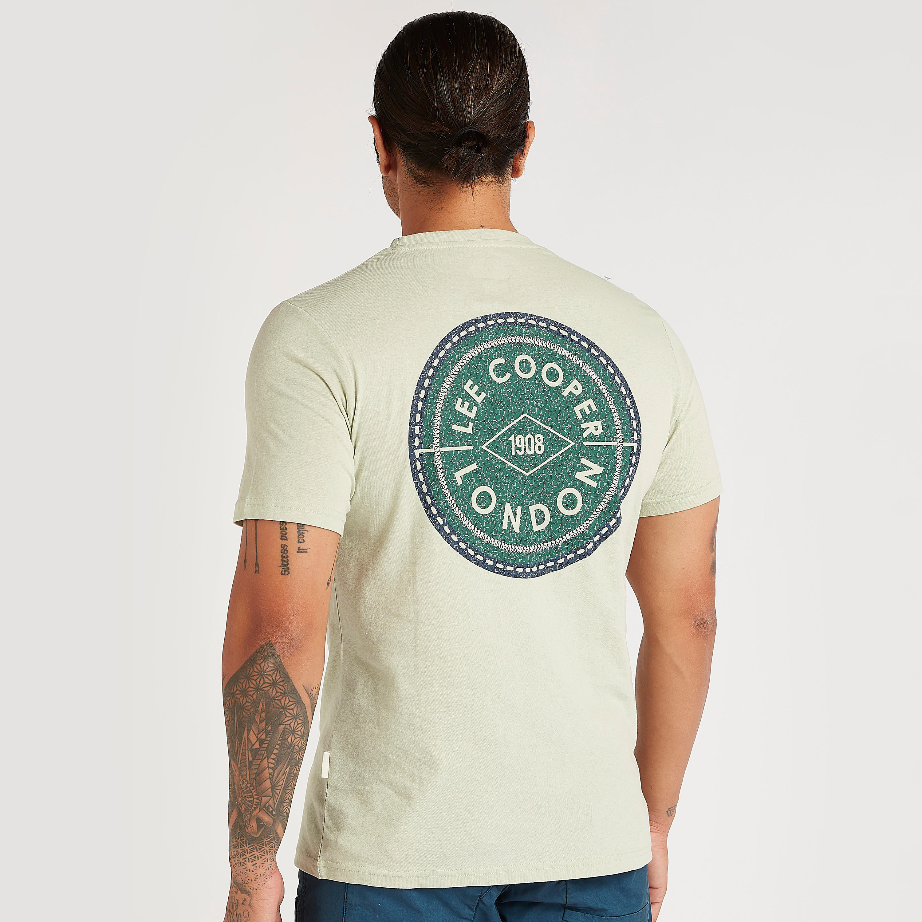 تيشيرت بأكمام قصيرة وطبعات من لي كوبر-men-clothing-tshirtsandpolos-tshirts-image-1