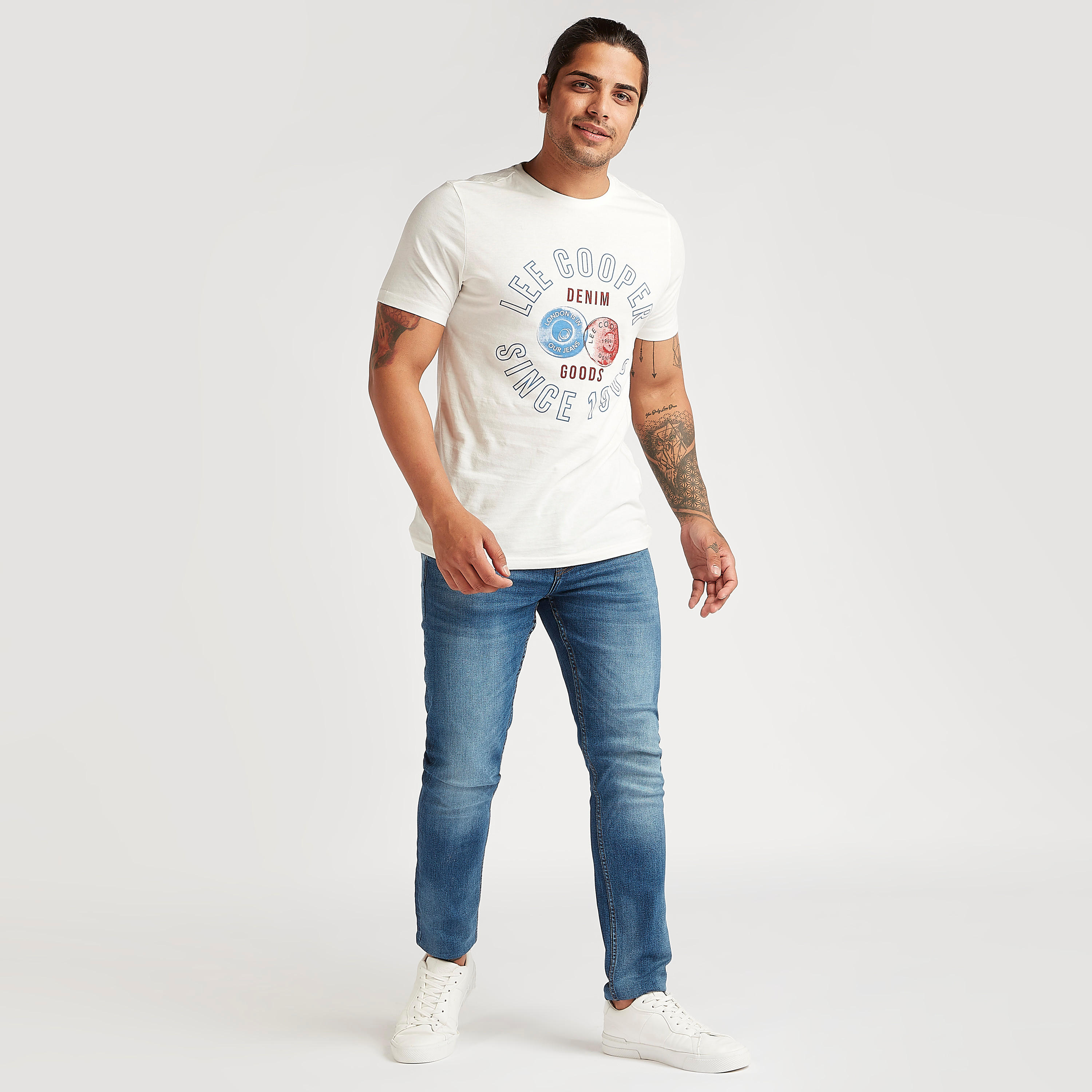 تيشيرت بأكمام قصيرة وطبعات من لي كوبر-men-clothing-tshirtsandpolos-tshirts-image-3