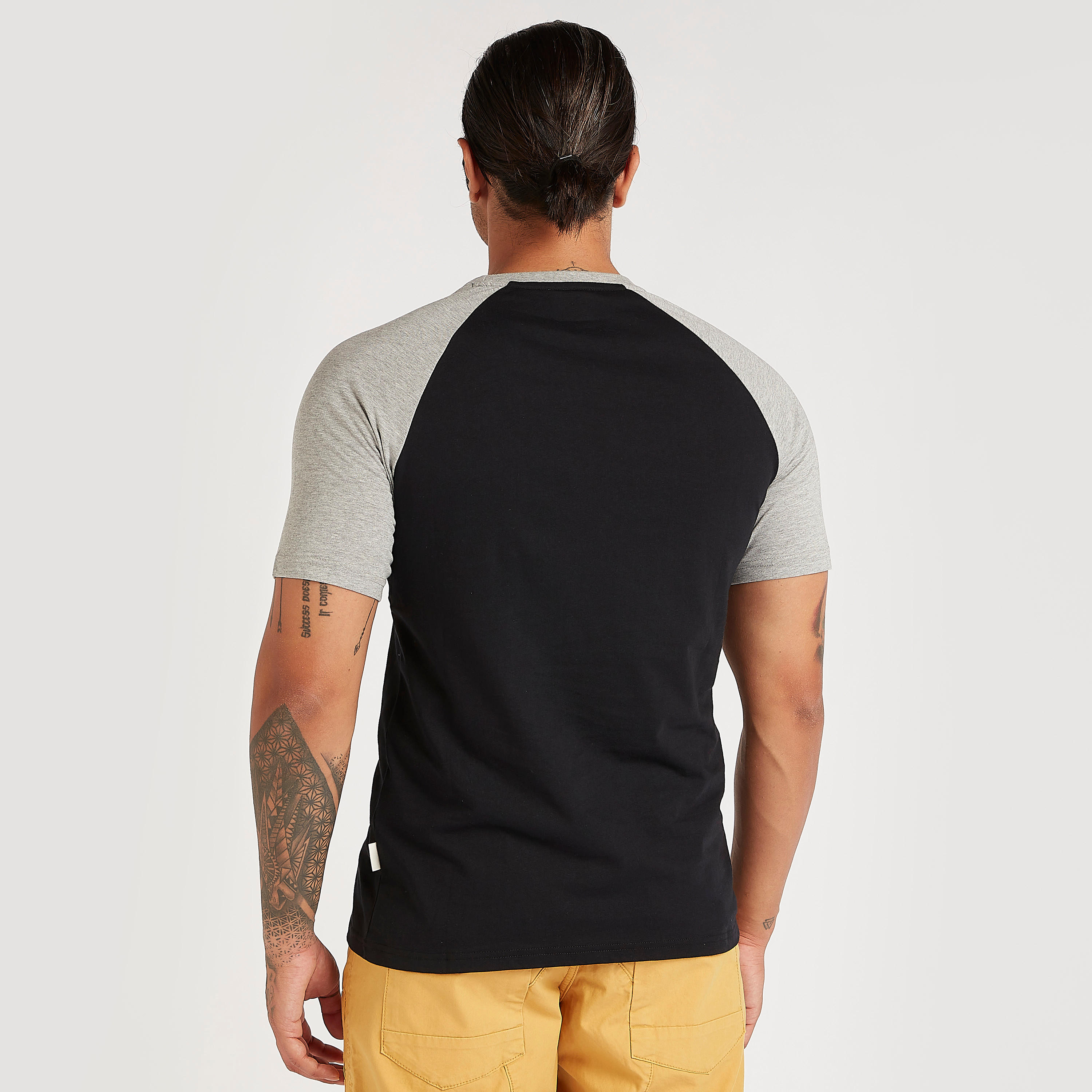 تيشيرت بأكمام مغايرة وطبعات من لي كوبر-men-clothing-tshirtsandpolos-tshirts-image-1