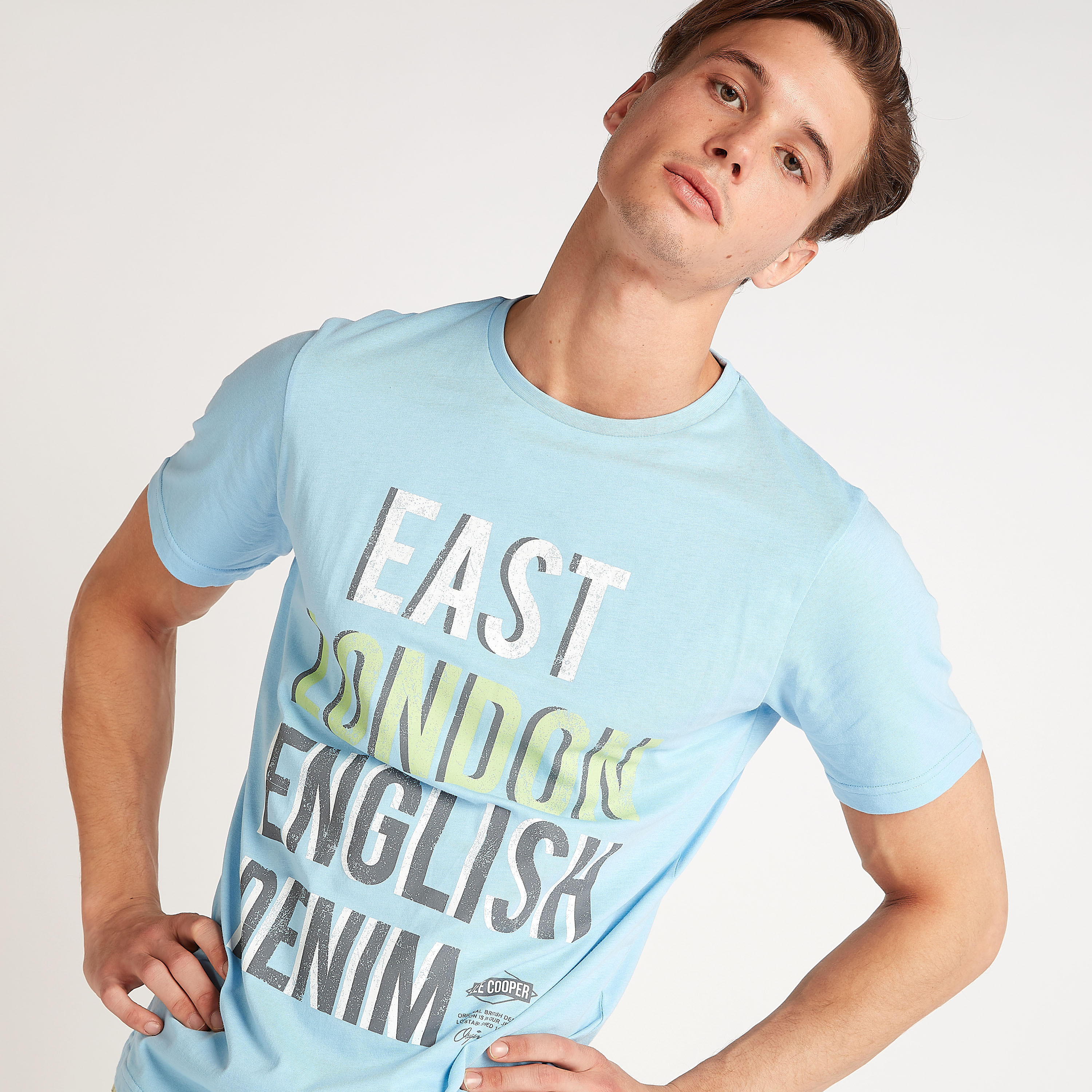 تيشيرت بأكمام قصيرة وطبعات من لي كوبر-men-clothing-tshirtsandpolos-tshirts-image-1