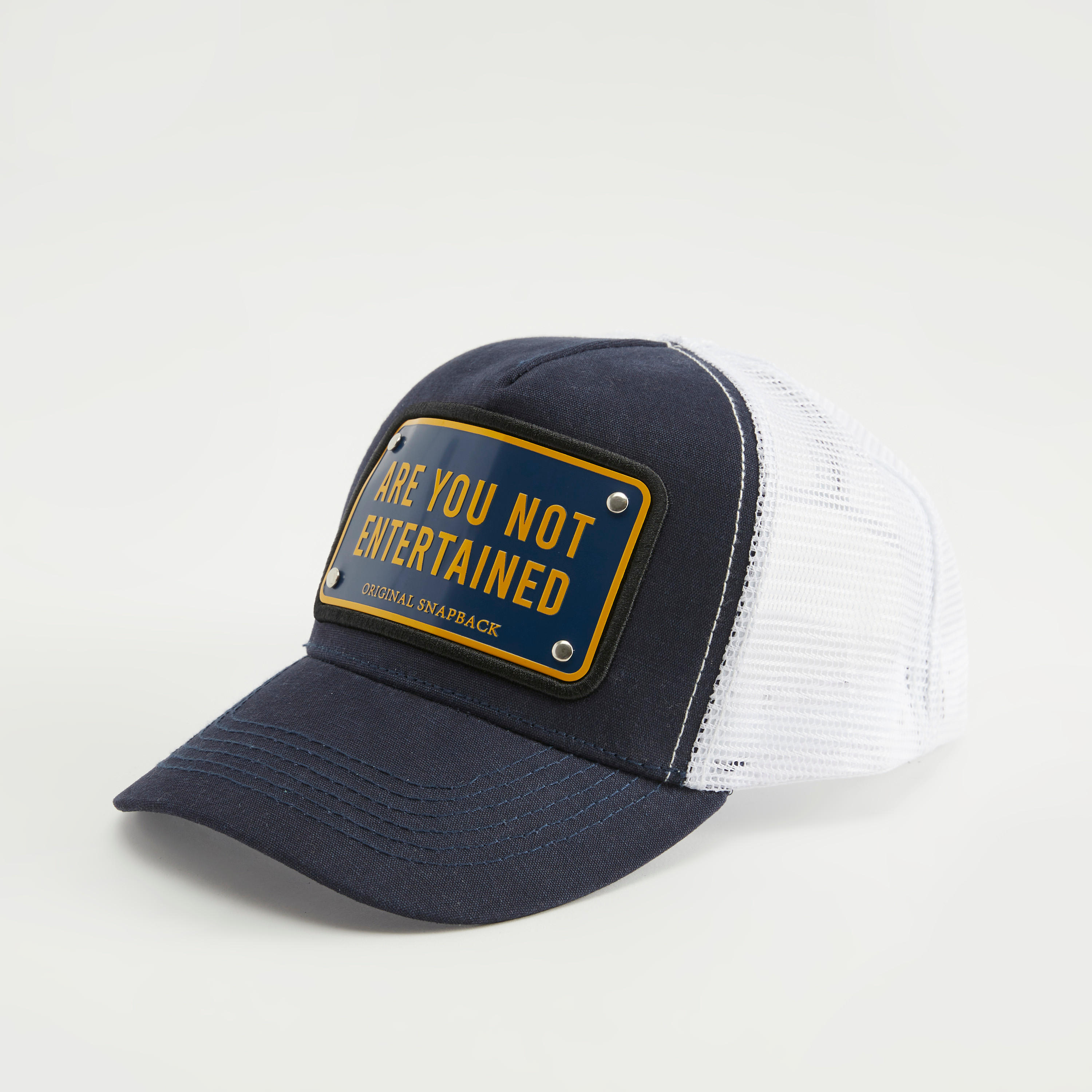 كاب بتفاصيل مزخرفة وشبكة مع زر إغلاق خلفي-men-caps-image-5