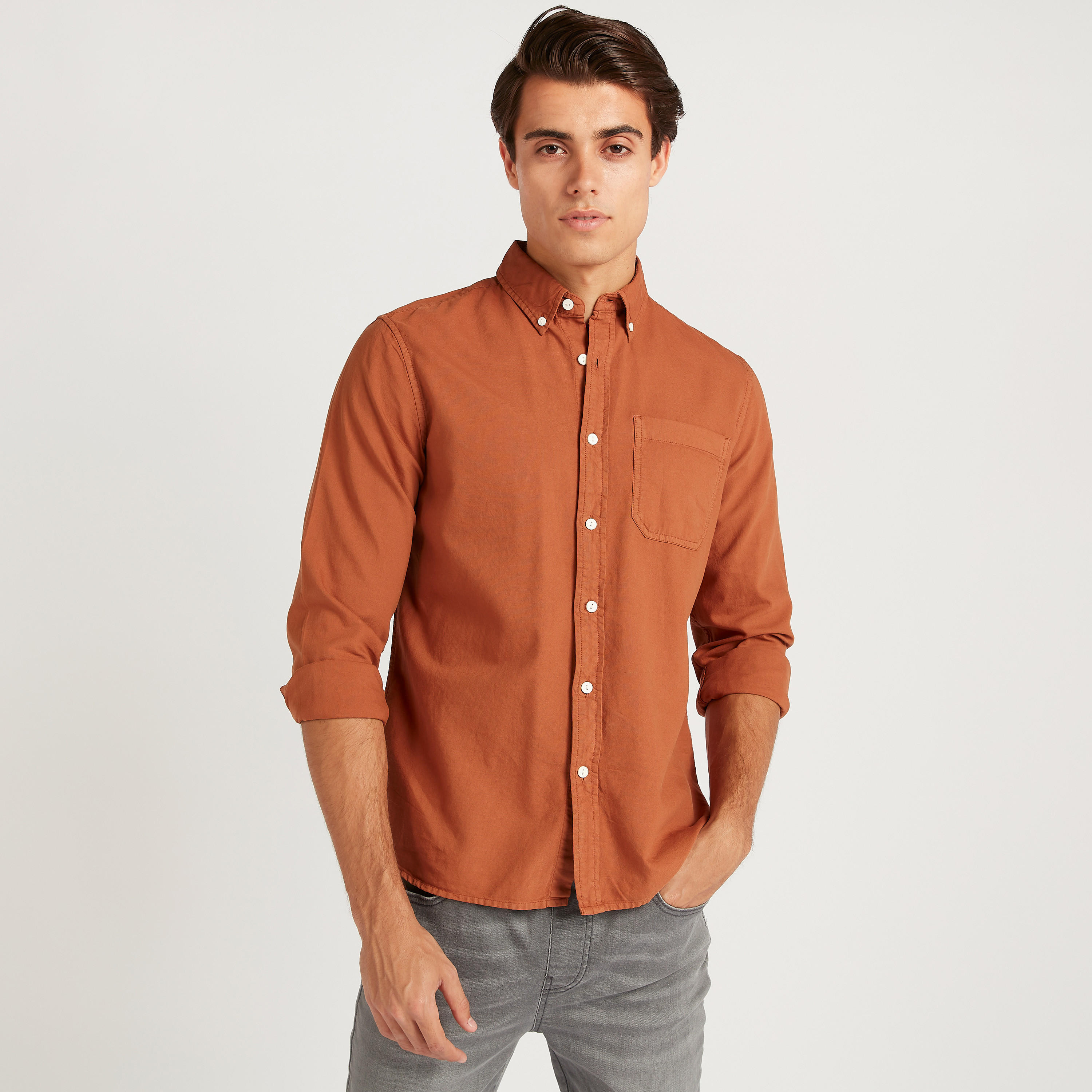 قميص أكسفورد مصبوغ وياقة عادية-men-clothing-shirts-image-5