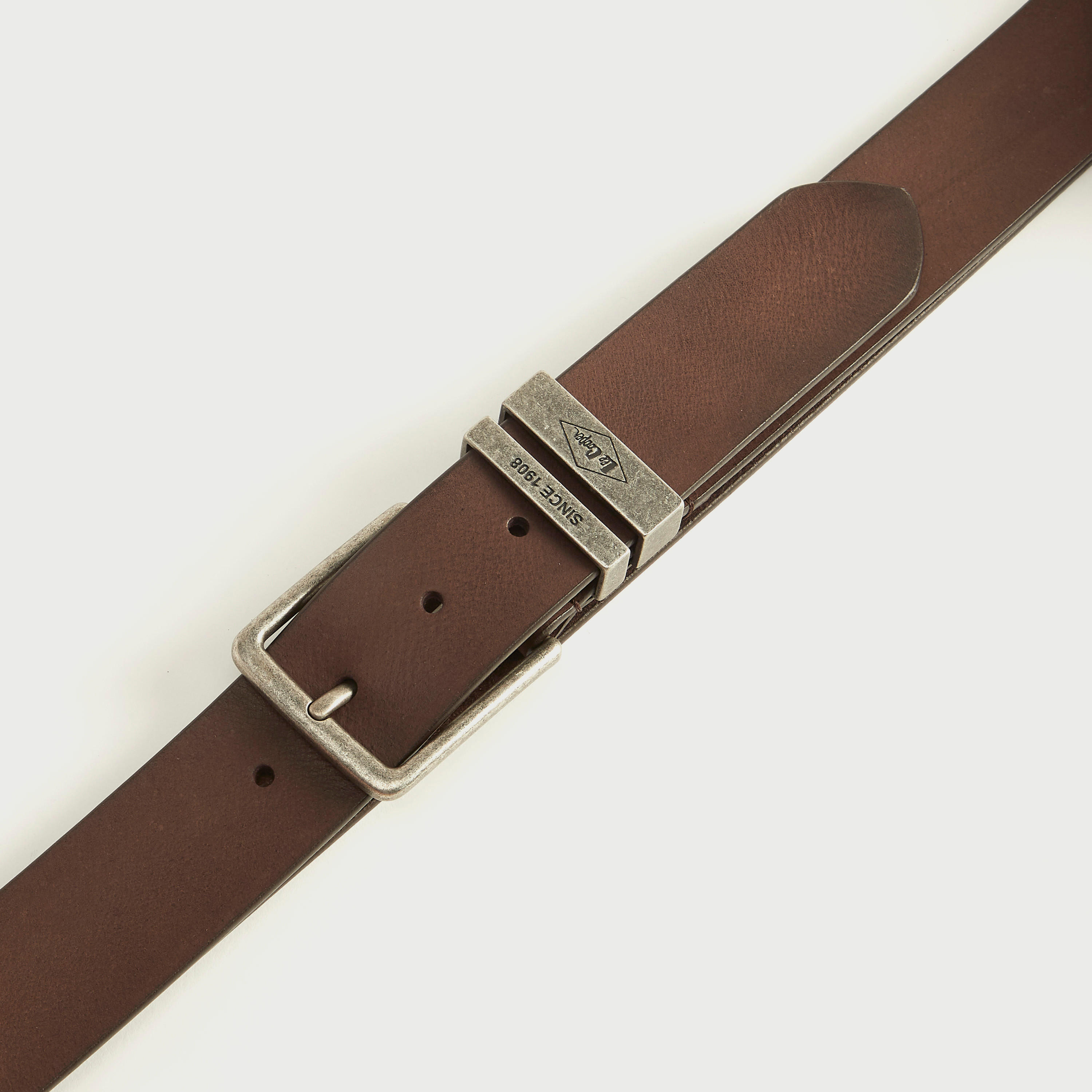 حزام جلد بارز الملمس بإبزيم بدبوس من لي كوبر-men-beltsandwallets-belts-image-3