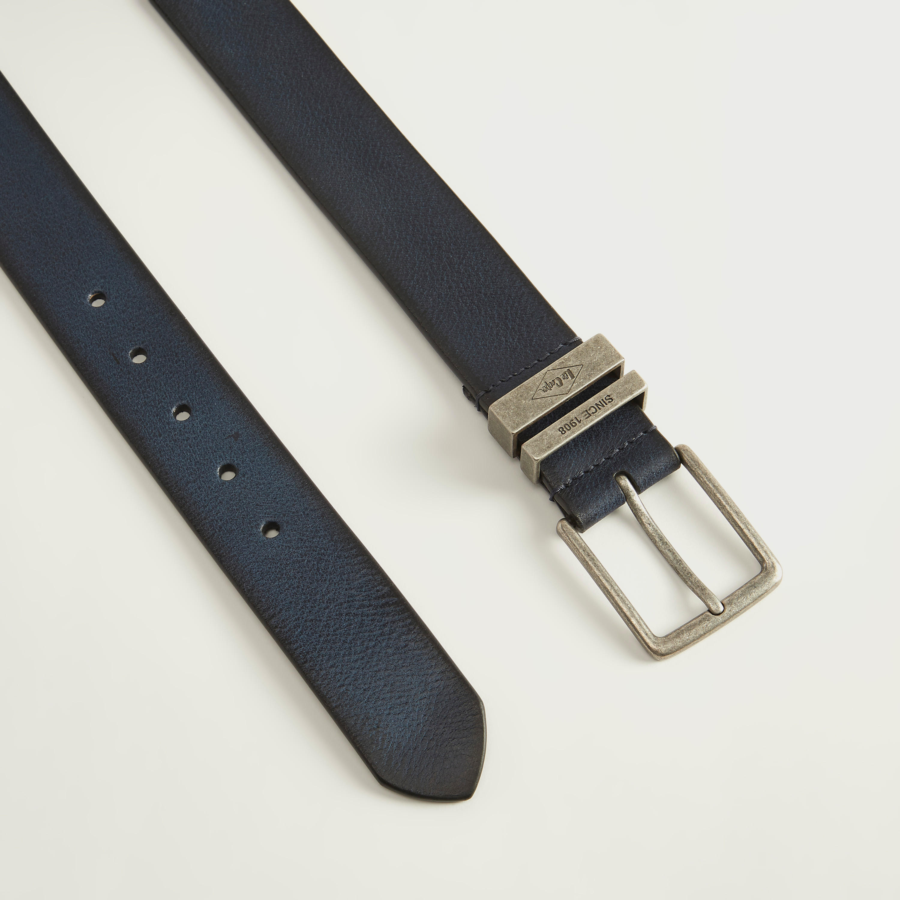 حزام جلد سادة بإبزيم بدبوس من لي كوبر-men-beltsandwallets-belts-image-1