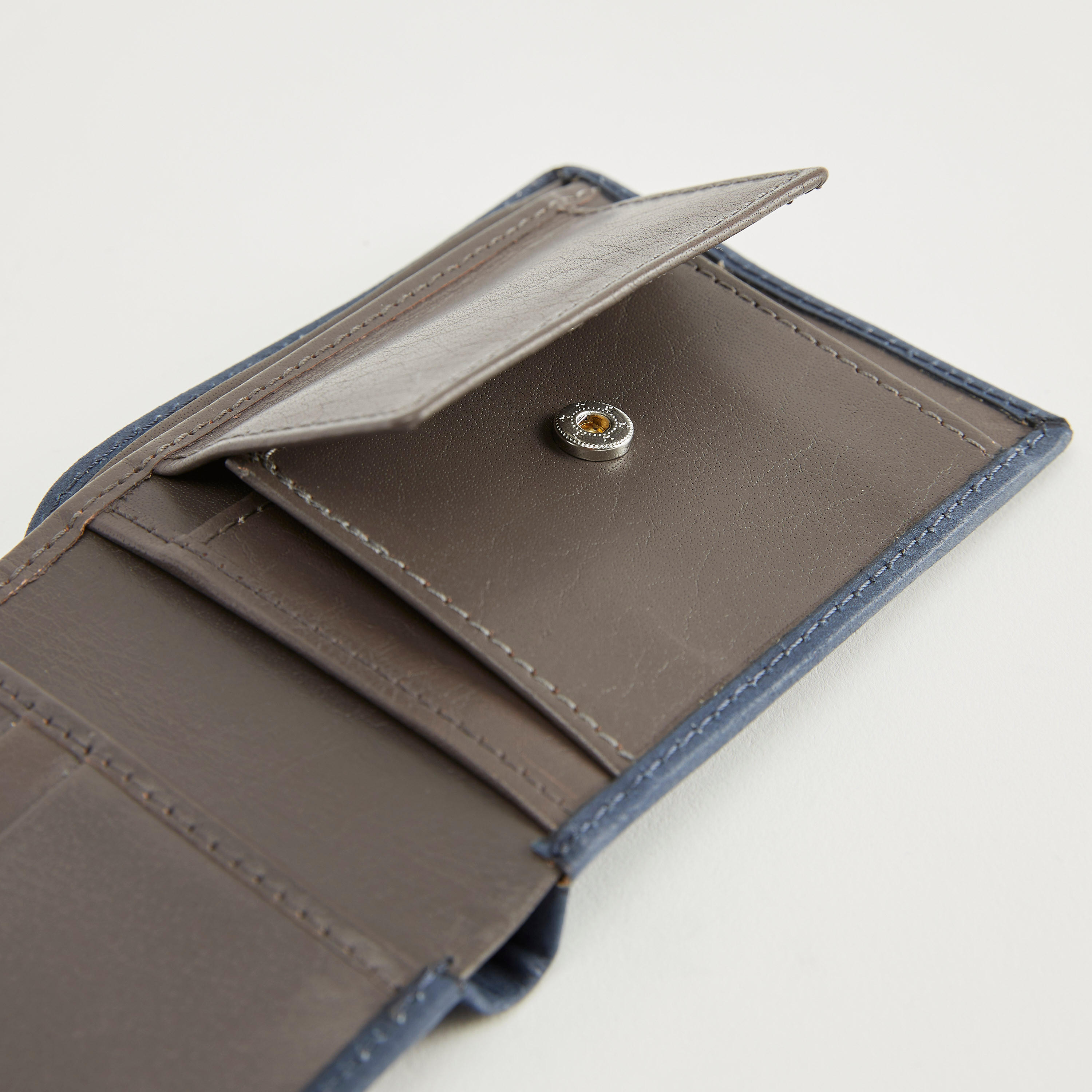 محفظة سادة بطيّة مزدوجة من لي كوبر-men-beltsandwallets-wallets-image-2