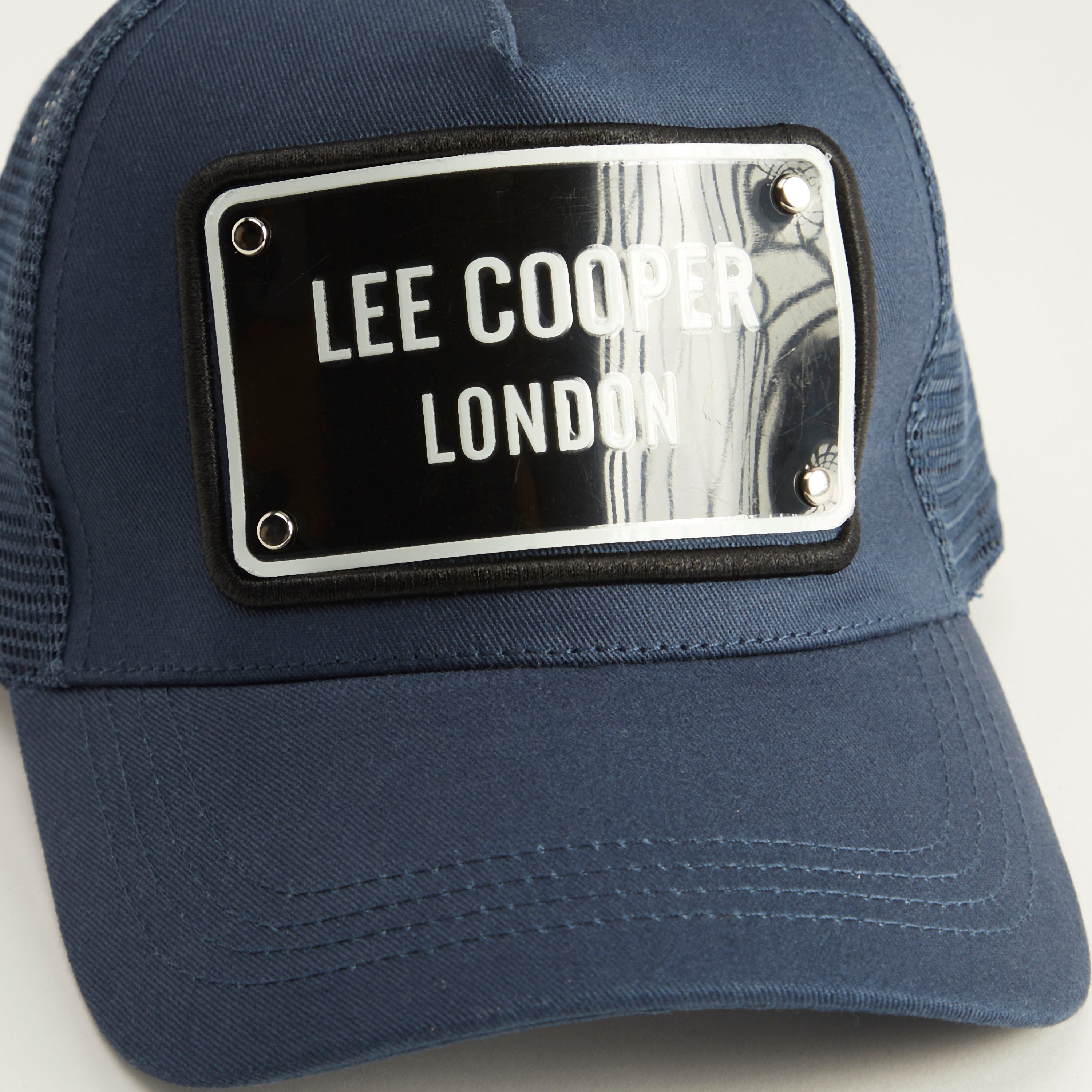 Lee Cooper Applique Detail Cap with Mesh and Snap Back Closure-men-caps-image-3